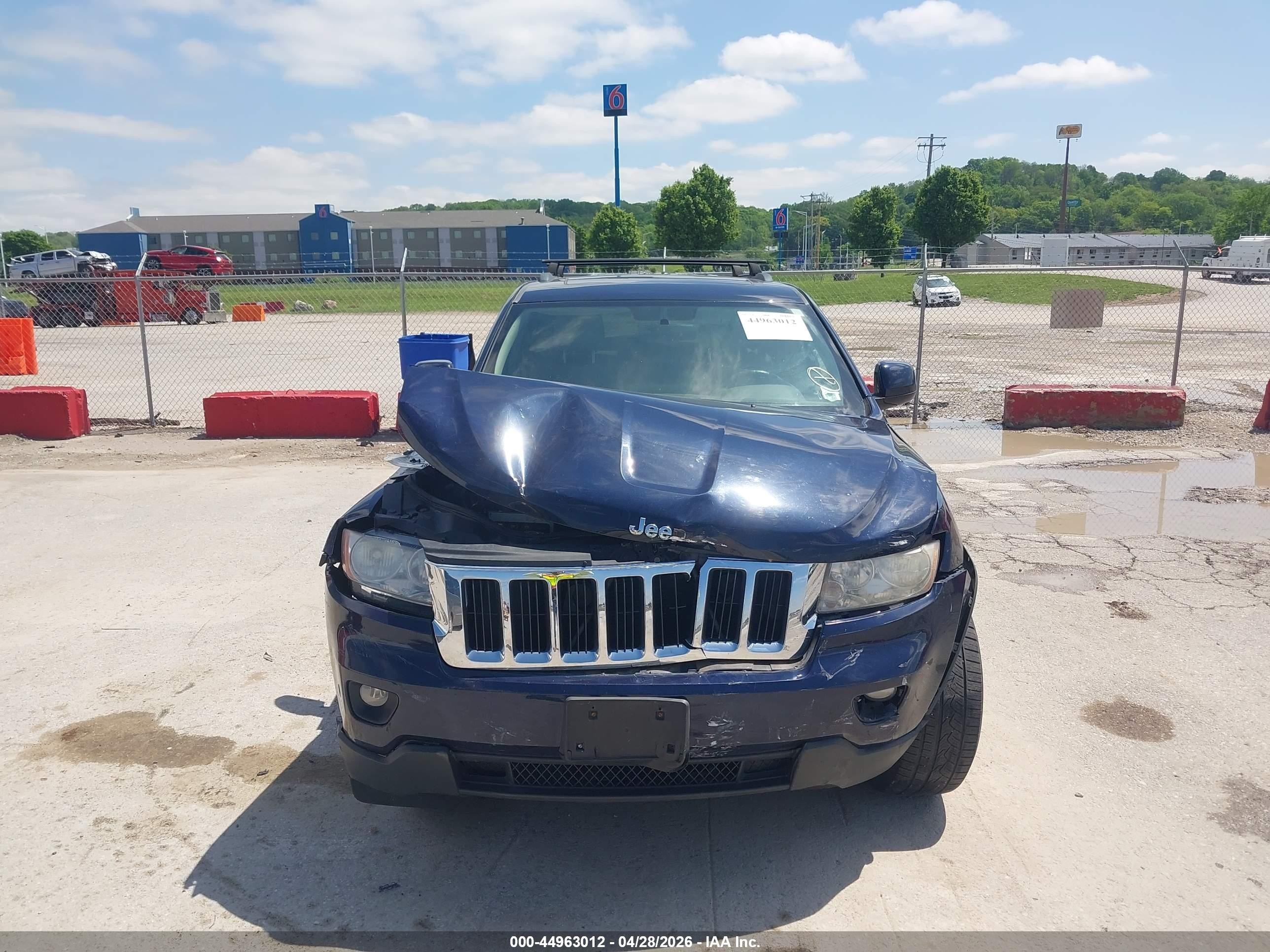 2013 Jeep Grand Cherokee Laredo Dark Blue vin: 1C4RJFAG2DC603524