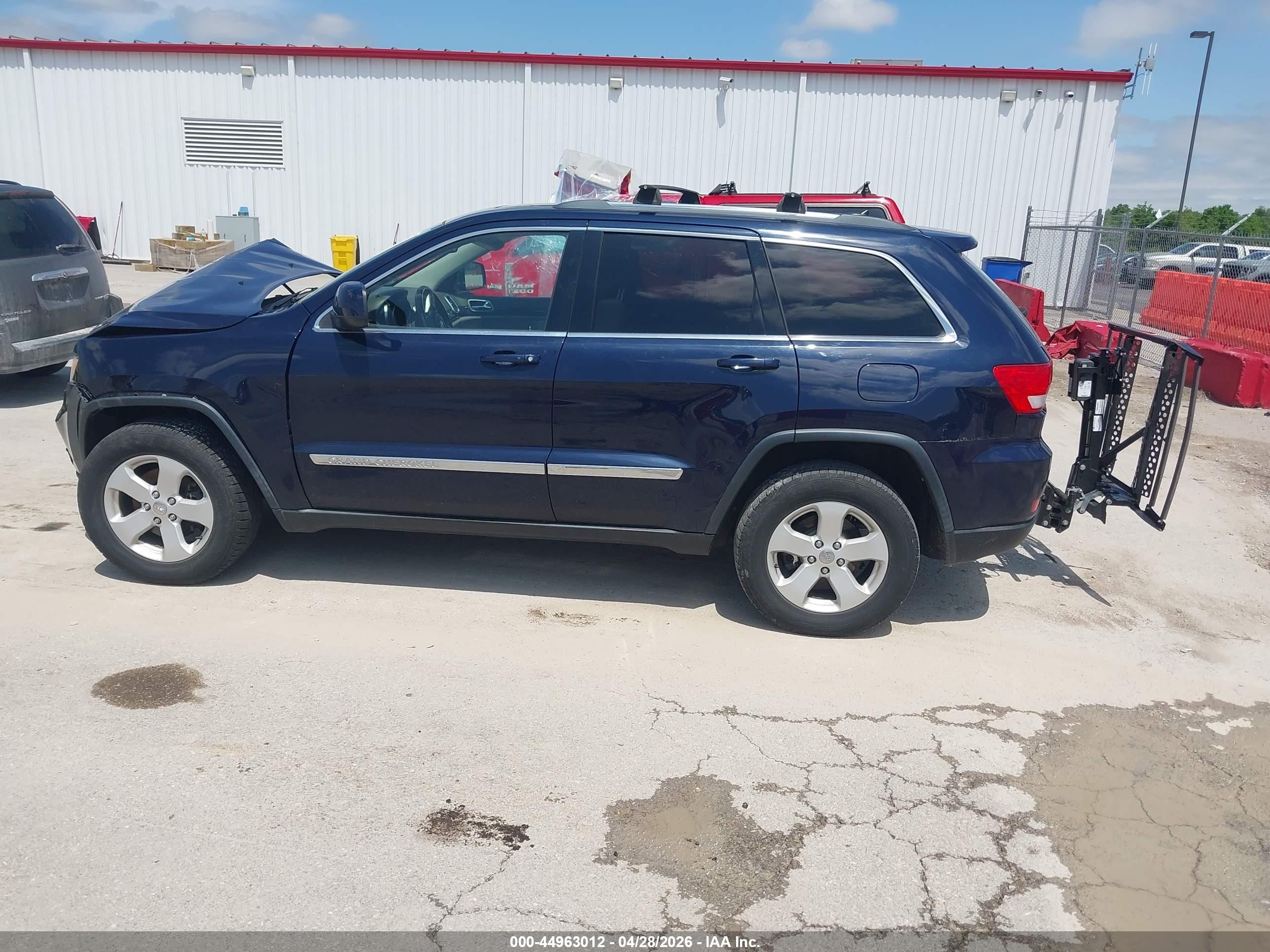 2013 Jeep Grand Cherokee Laredo Dark Blue vin: 1C4RJFAG2DC603524