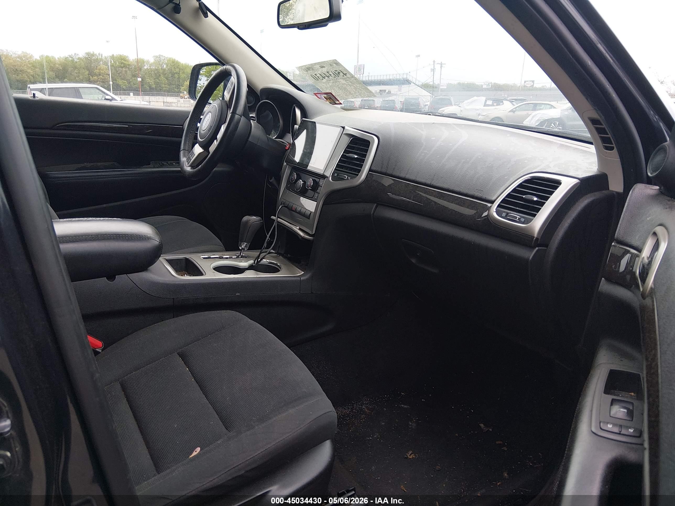 2013 Jeep Grand Cherokee Laredo Black vin: 1C4RJFAG2DC633204
