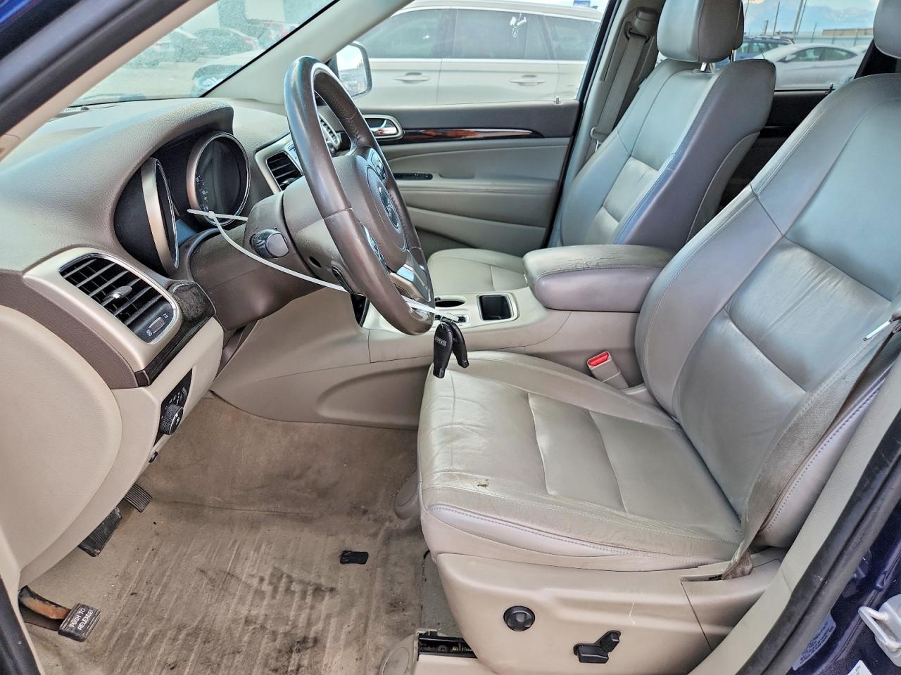 2013 Jeep Grand Cherokee Laredo Черный vin: 1C4RJFAG2DC636085