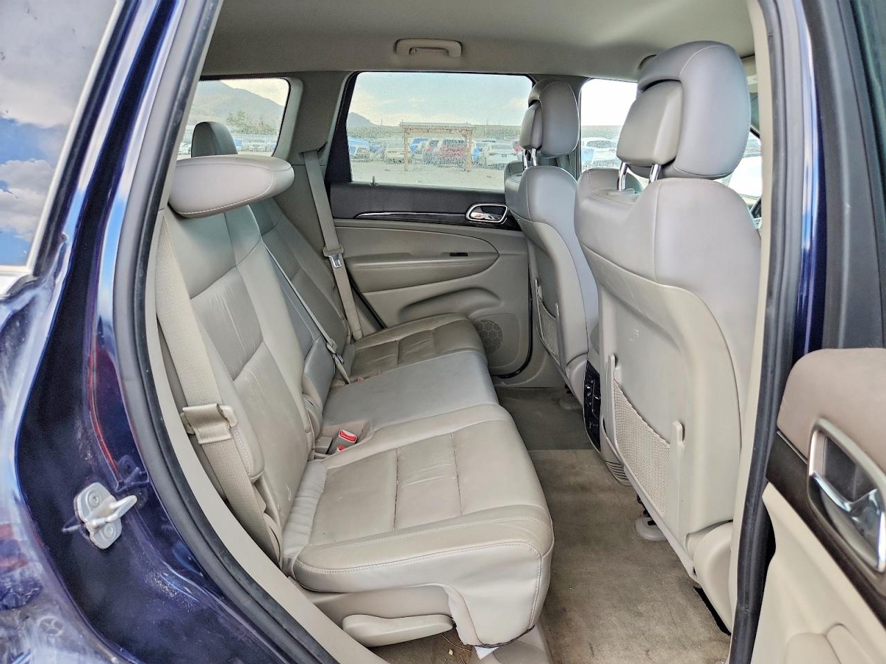 2013 Jeep Grand Cherokee Laredo Черный vin: 1C4RJFAG2DC636085