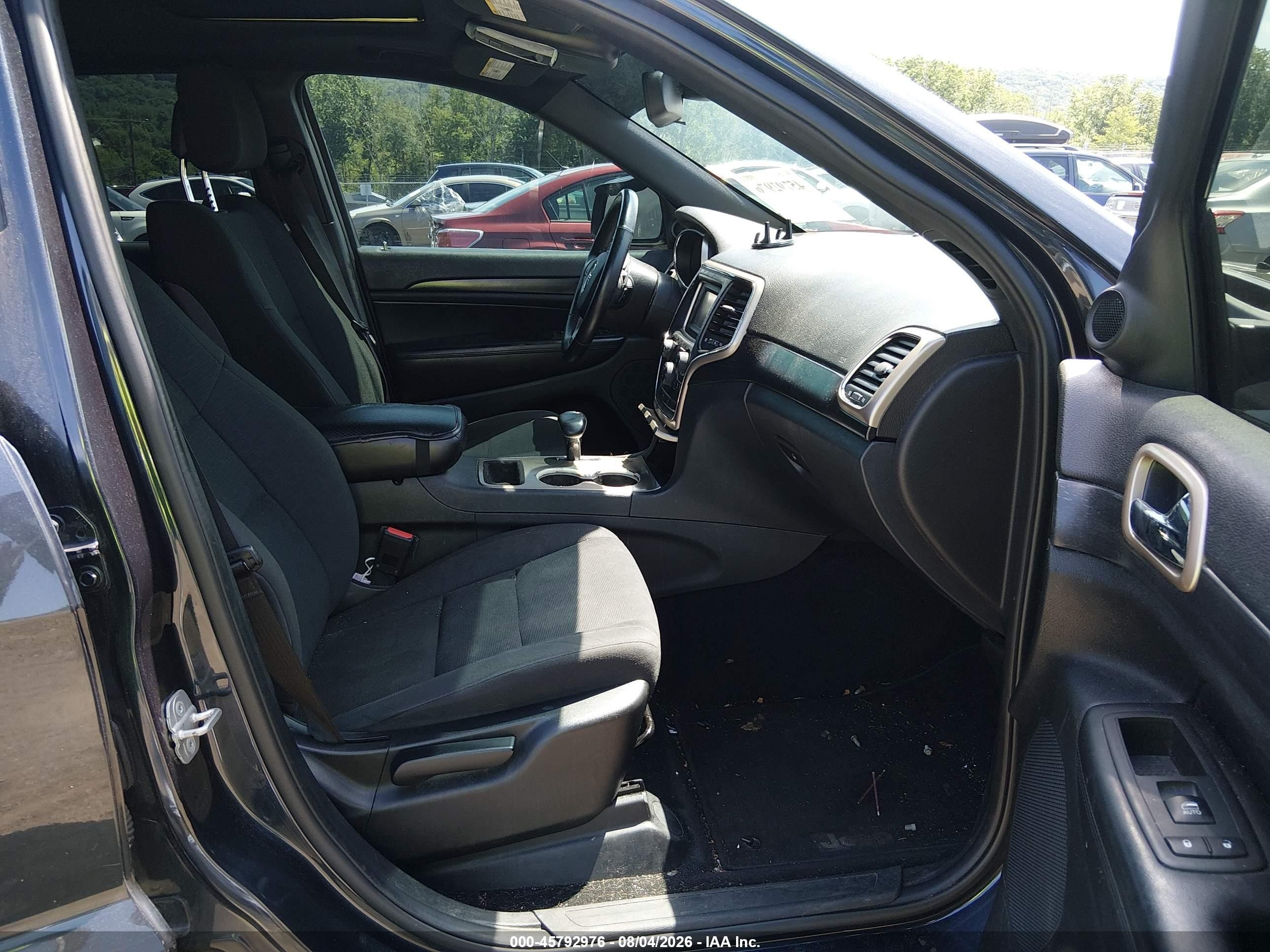 2014 Jeep Grand Cherokee Laredo Black vin: 1C4RJFAG2EC132377