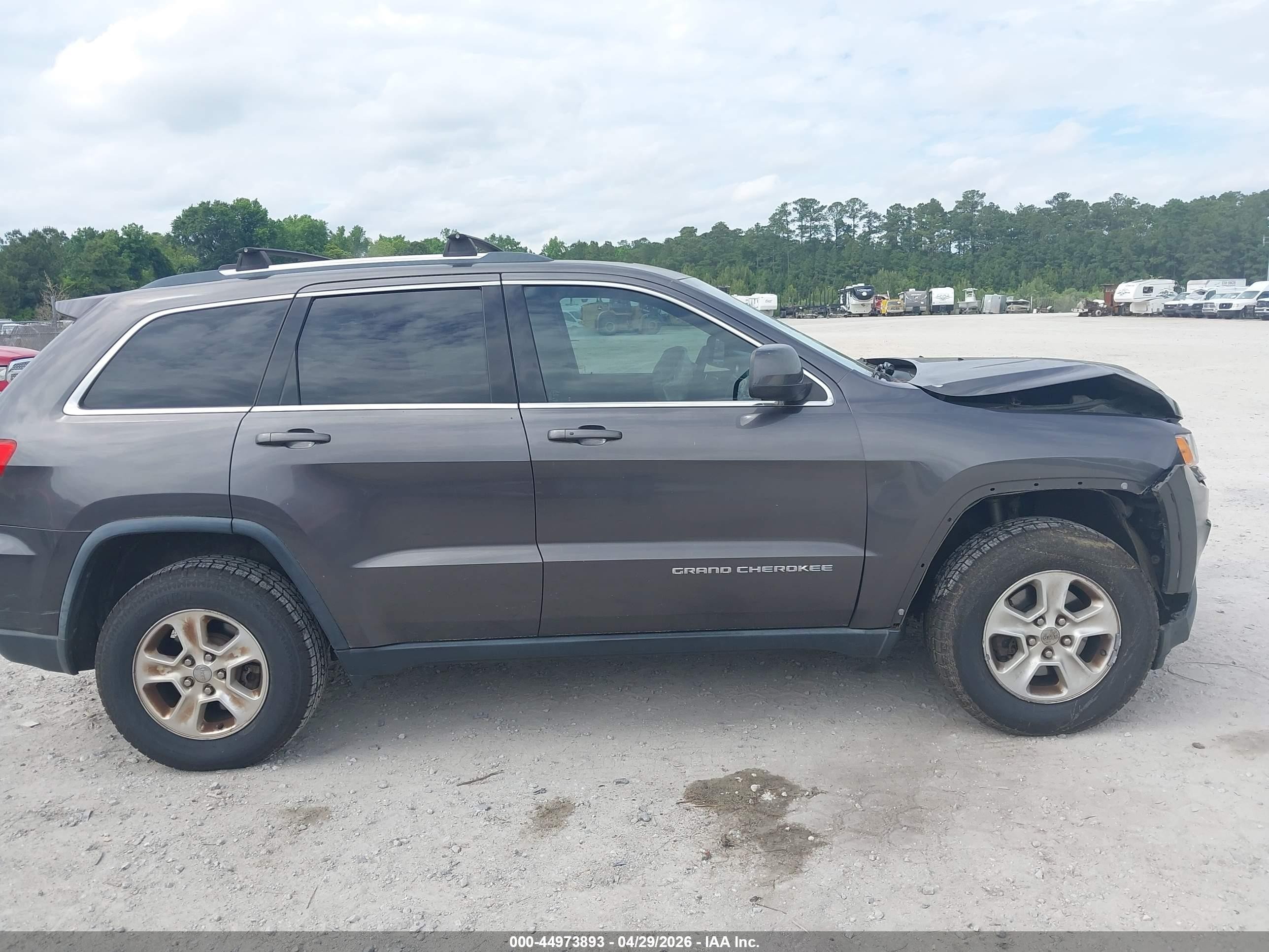 2014 Jeep Grand Cherokee Laredo Gray vin: 1C4RJFAG2EC134730