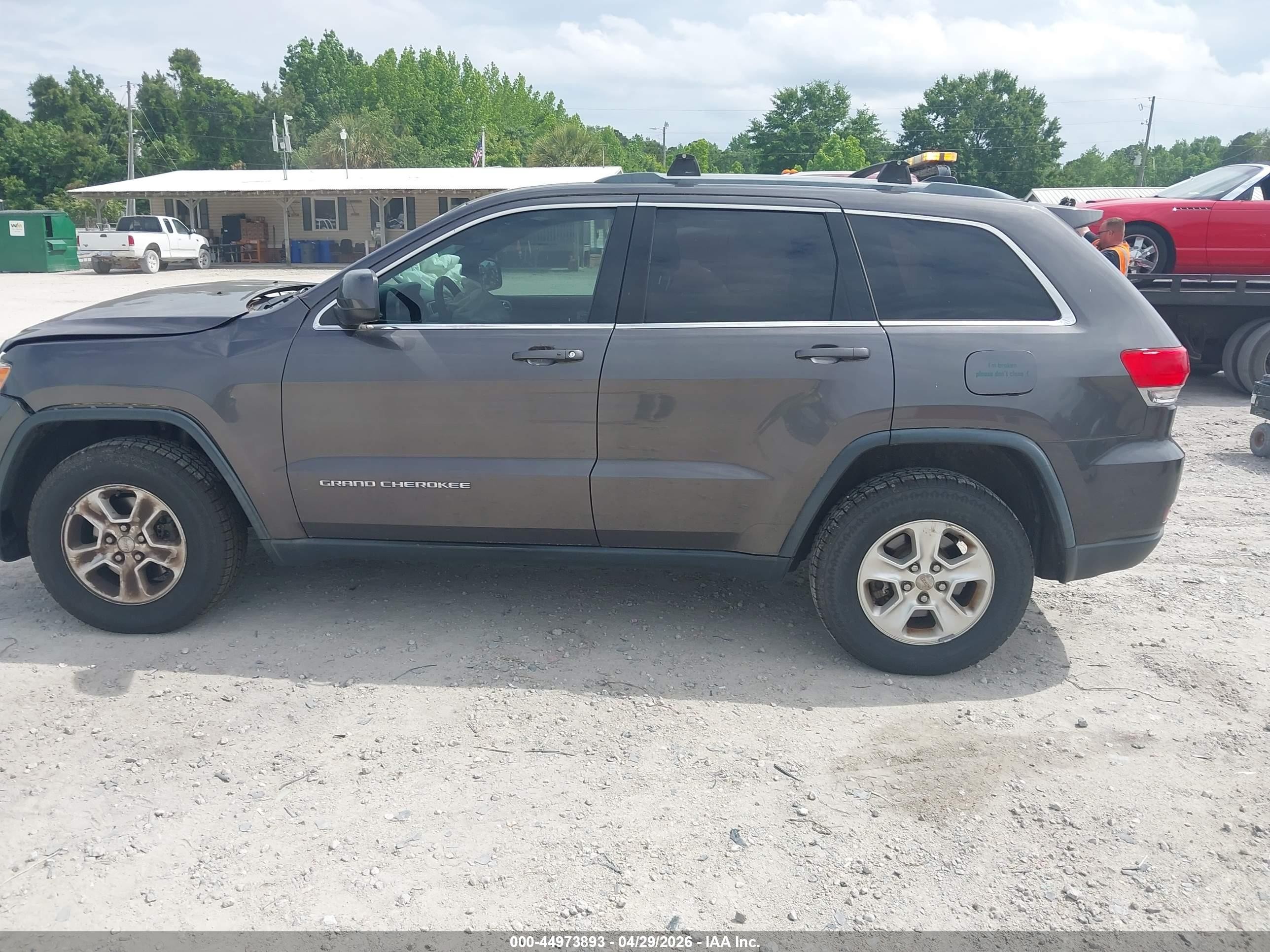 2014 Jeep Grand Cherokee Laredo Gray vin: 1C4RJFAG2EC134730