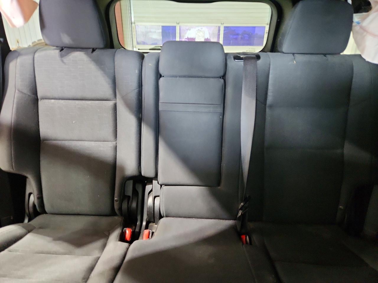 2014 Jeep Grand Cherokee Laredo Silver vin: 1C4RJFAG2EC430041