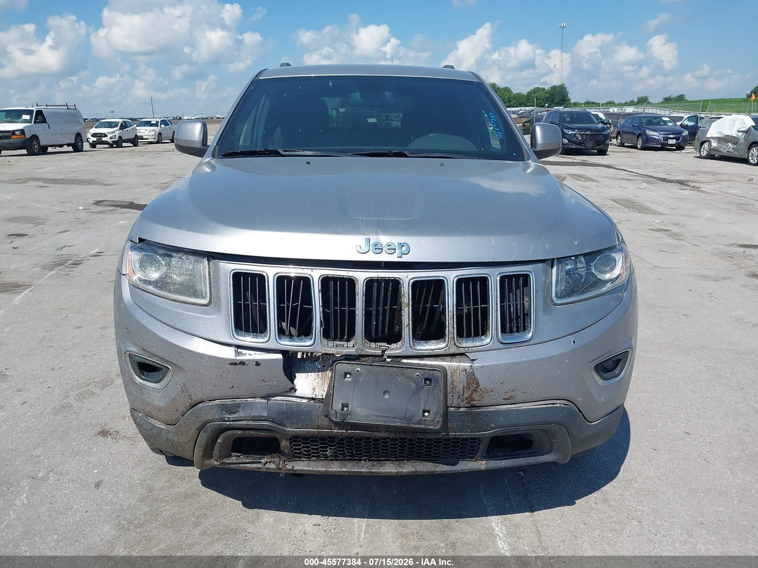 2014 Jeep Grand Cherokee Laredo Silver vin: 1C4RJFAG2EC472029