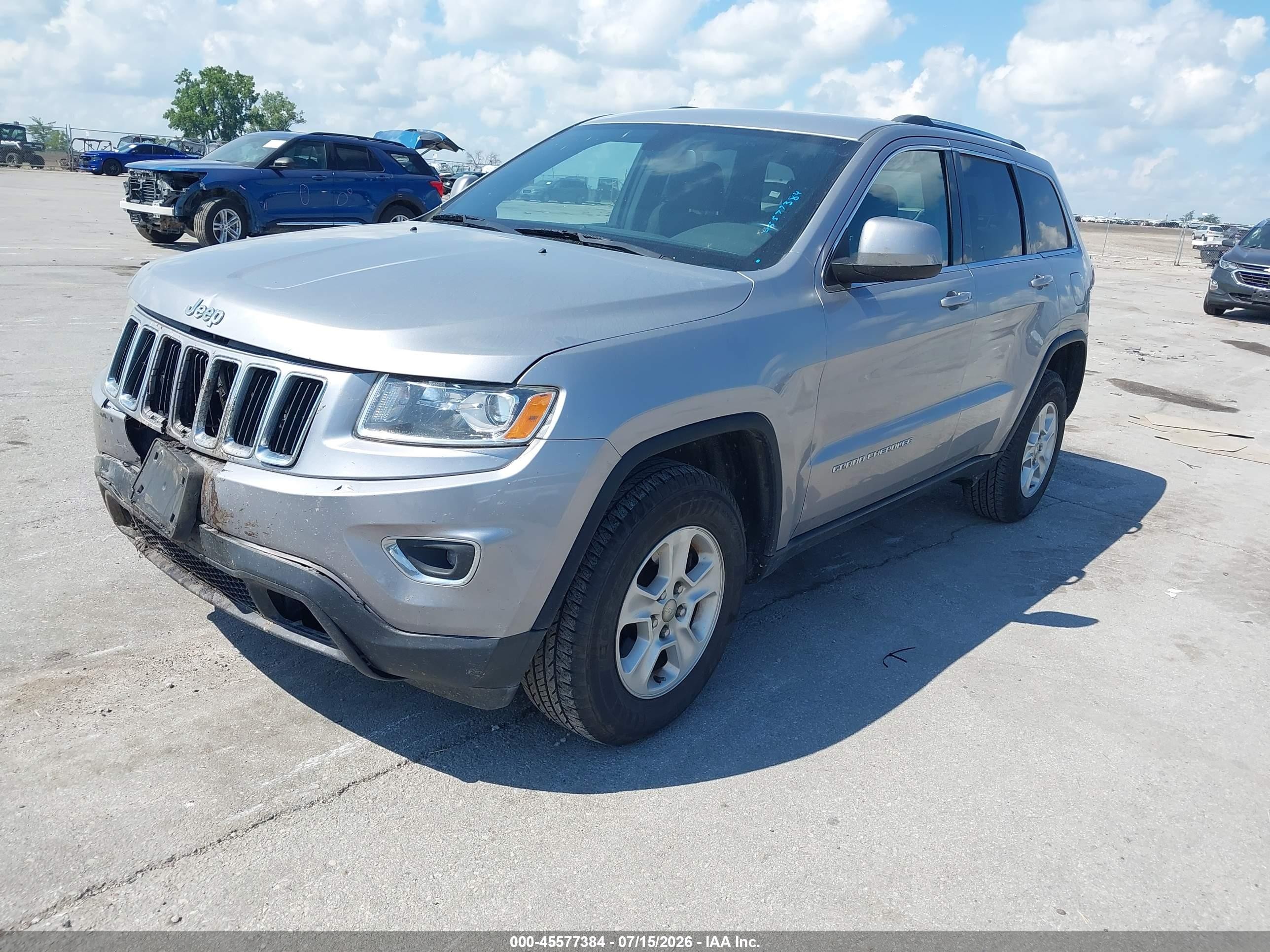 2014 Jeep Grand Cherokee Laredo Silver vin: 1C4RJFAG2EC472029