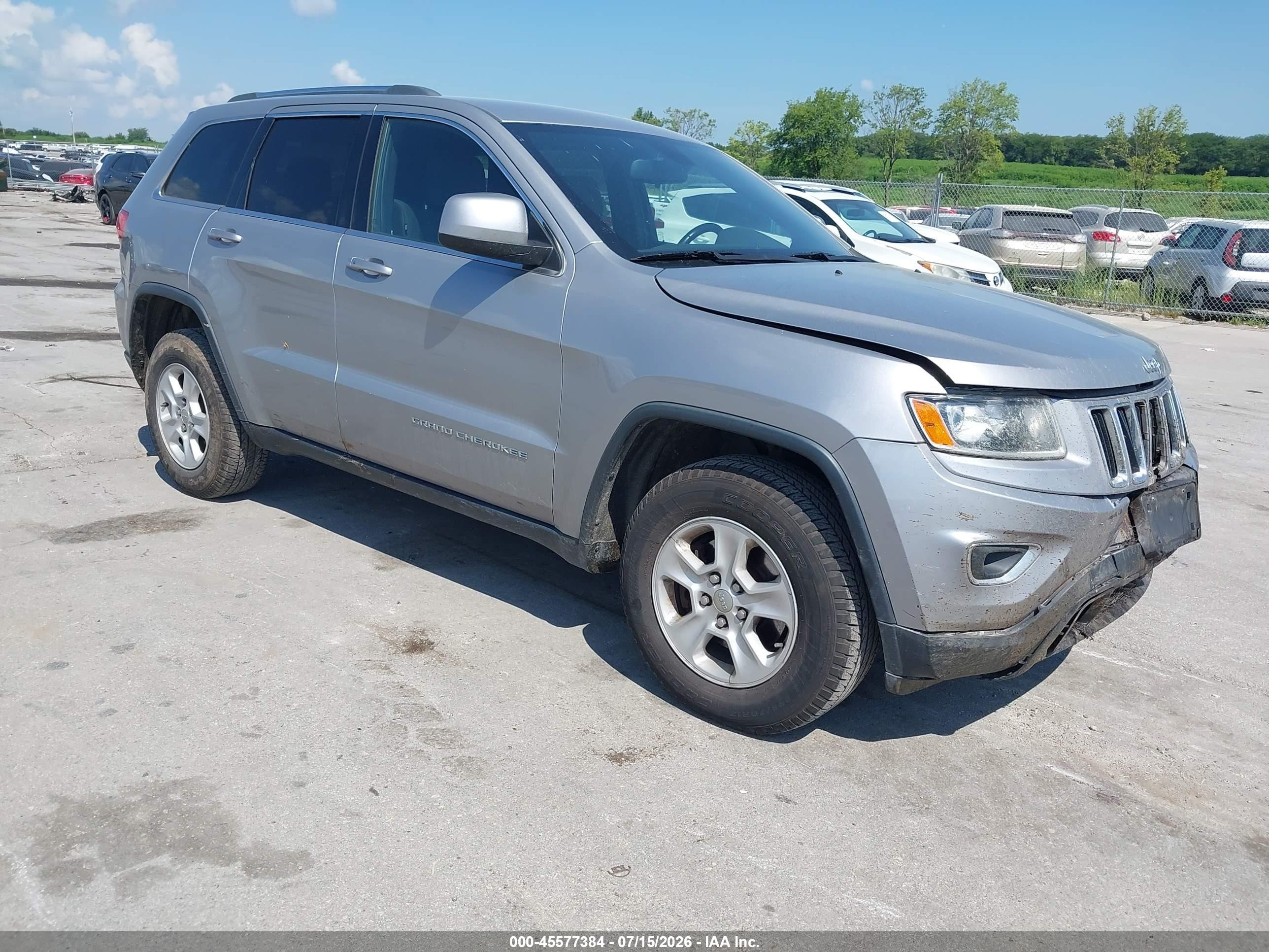 2014 Jeep Grand Cherokee Laredo Silver vin: 1C4RJFAG2EC472029