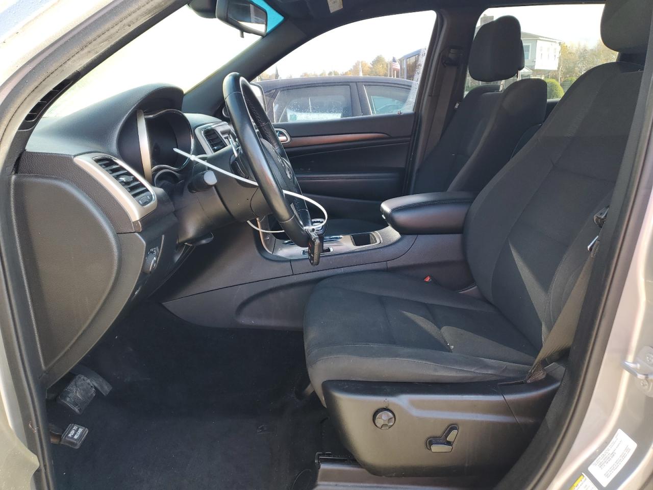 2014 Jeep Grand Cherokee Laredo Gray vin: 1C4RJFAG2EC541706