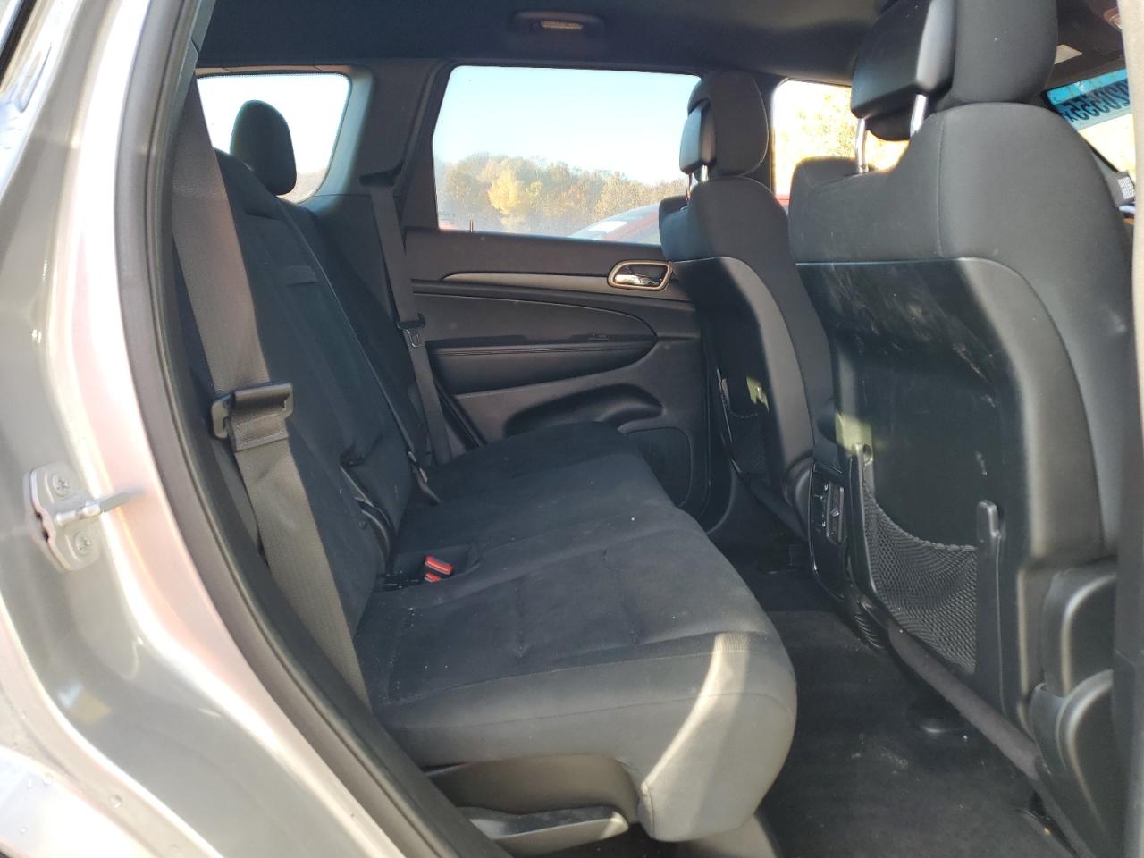 2014 Jeep Grand Cherokee Laredo Gray vin: 1C4RJFAG2EC541706