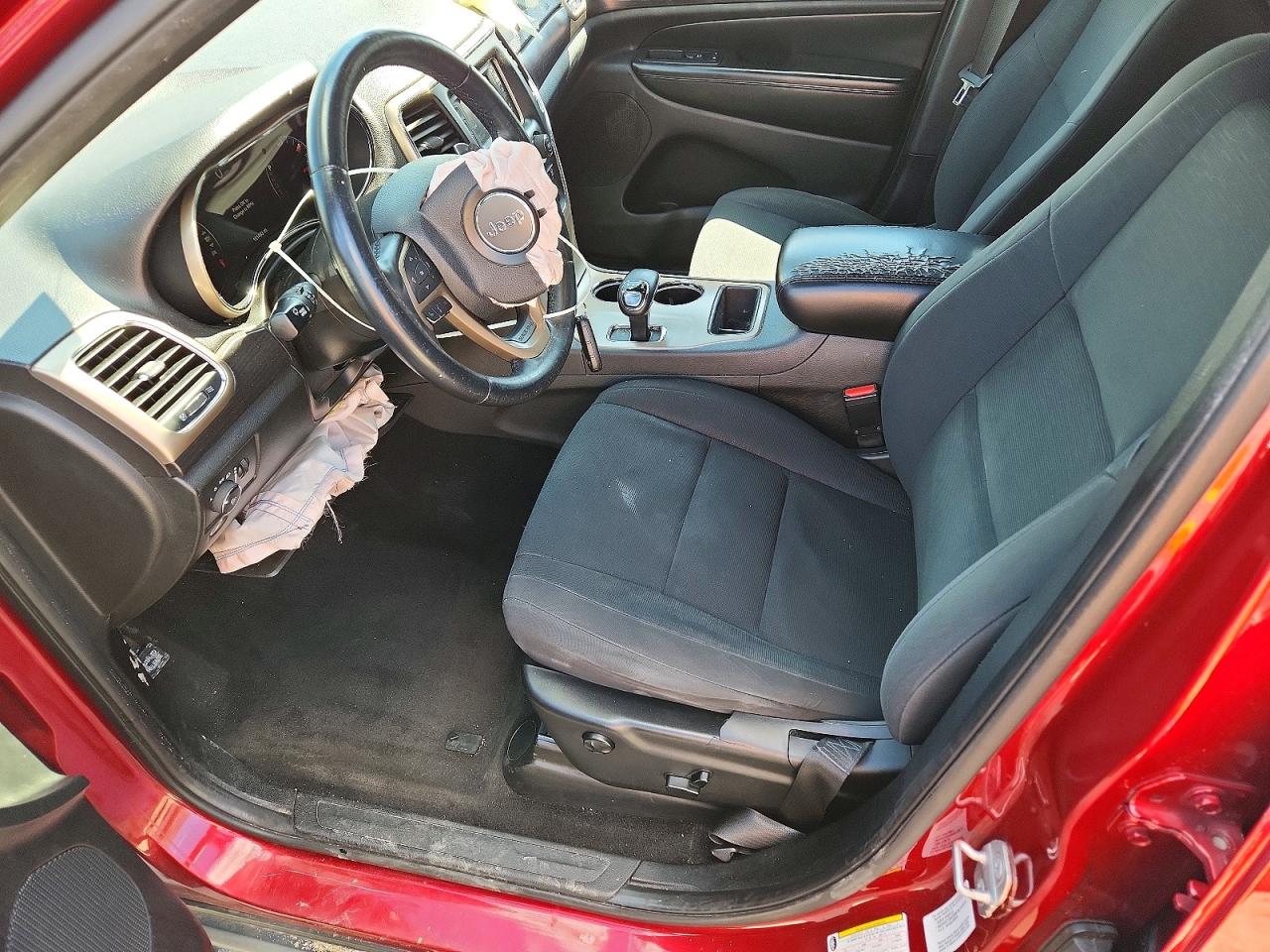 2014 Jeep Grand Cherokee Laredo Красный vin: 1C4RJFAG2EC545173