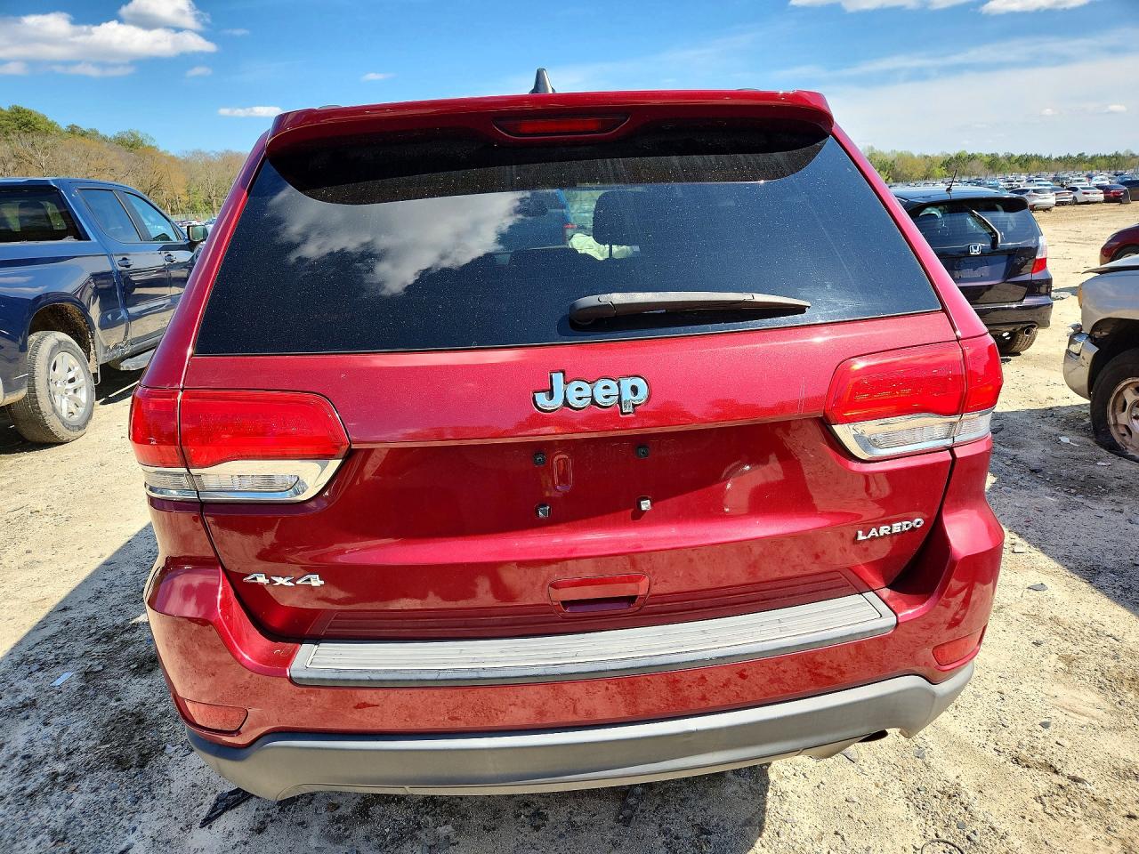2014 Jeep Grand Cherokee Laredo Красный vin: 1C4RJFAG2EC545173