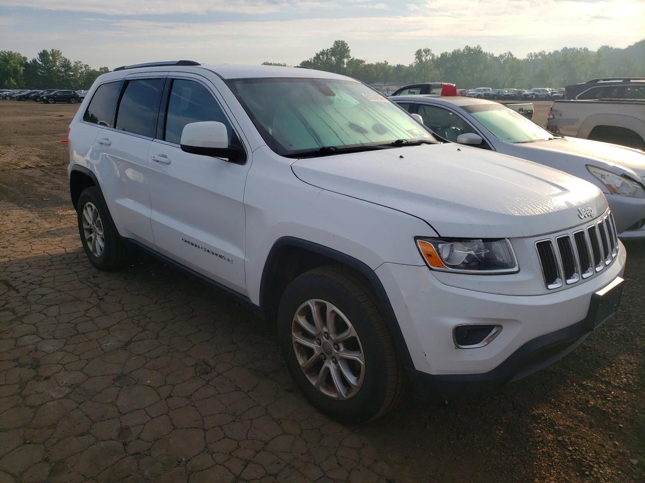 2014 Jeep Grand Cherokee Laredo Белый vin: 1C4RJFAG2EC577864