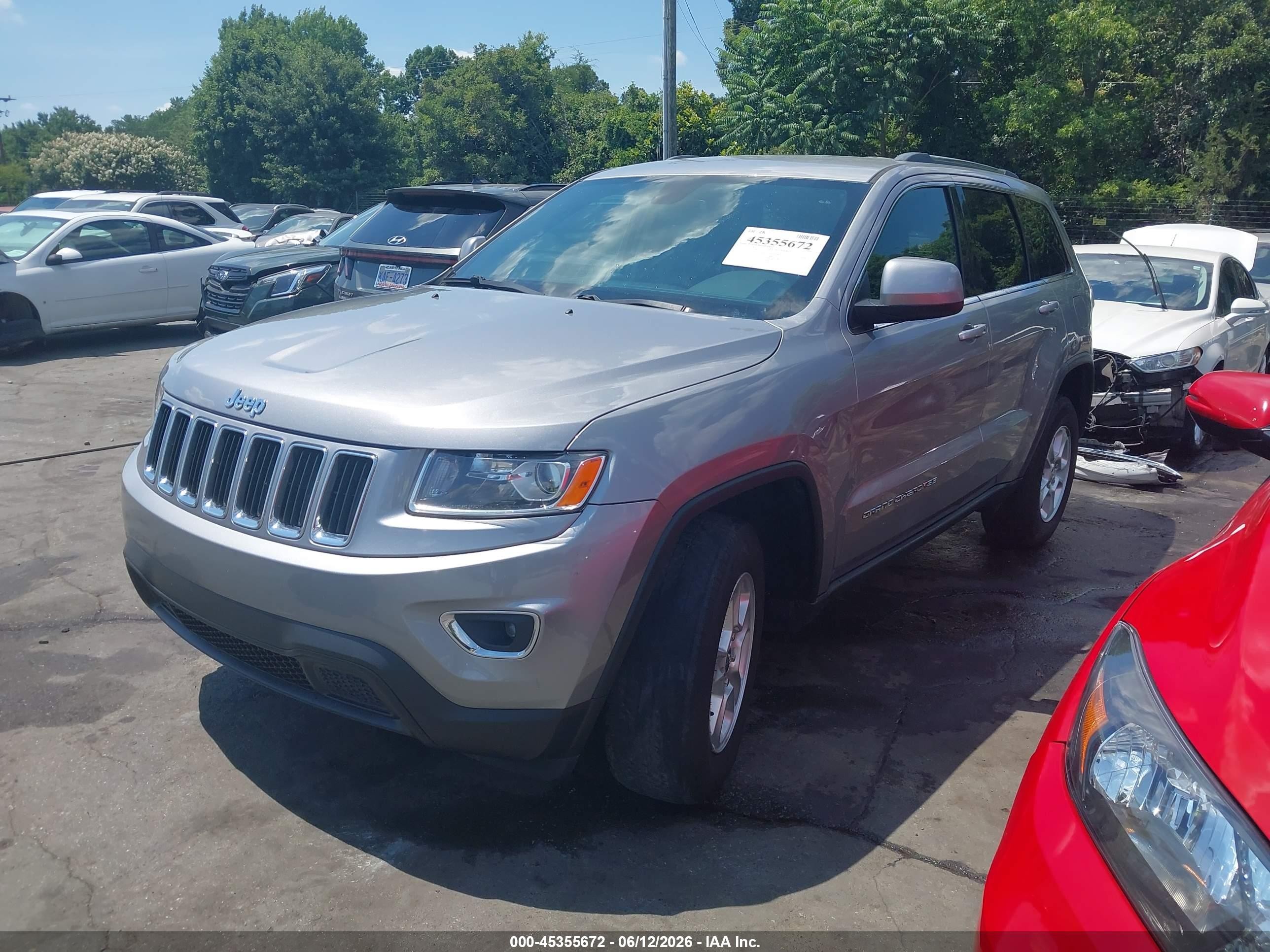 2015 Jeep Grand Cherokee Laredo Gray vin: 1C4RJFAG2FC116861