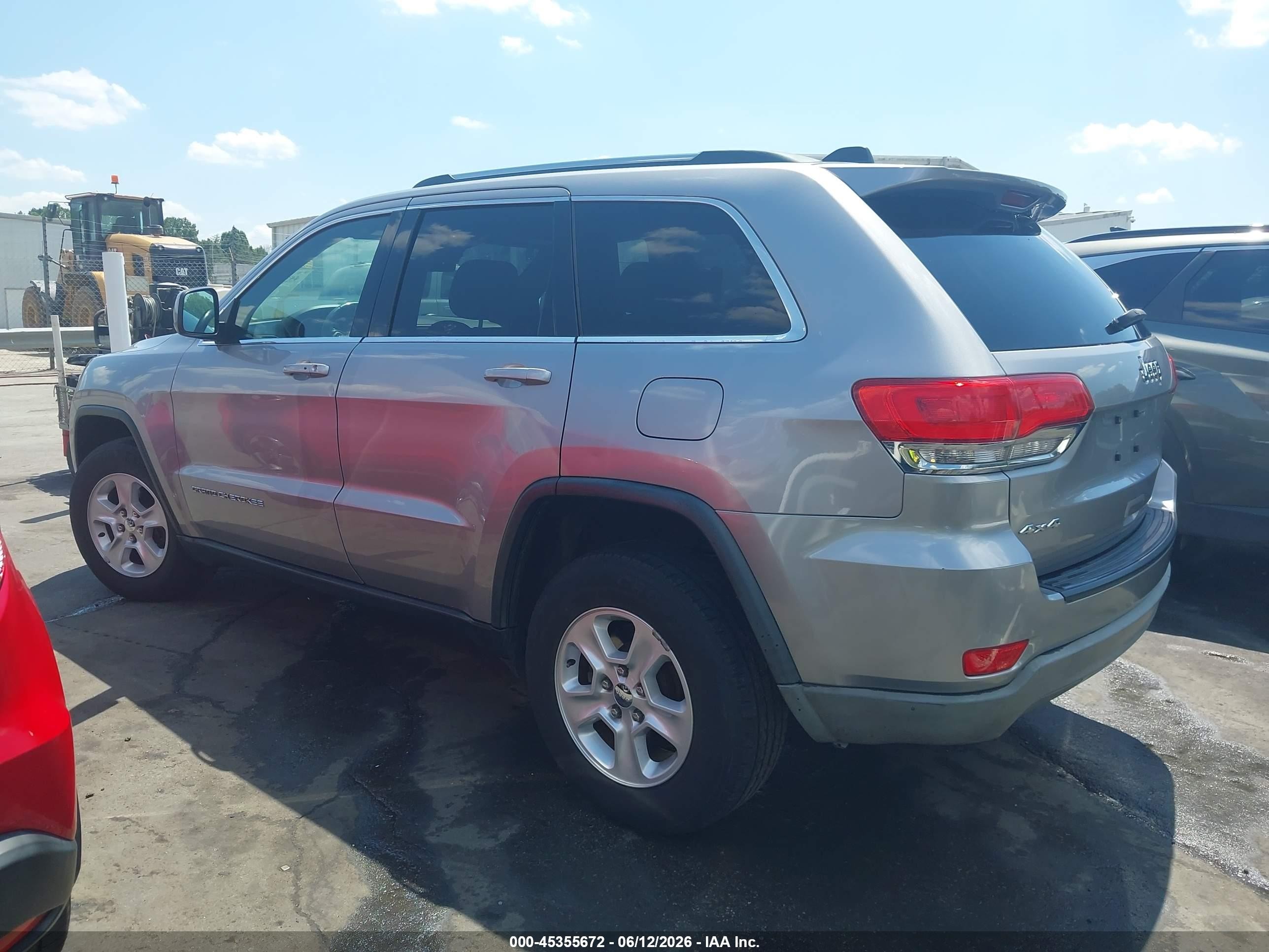 2015 Jeep Grand Cherokee Laredo Gray vin: 1C4RJFAG2FC116861