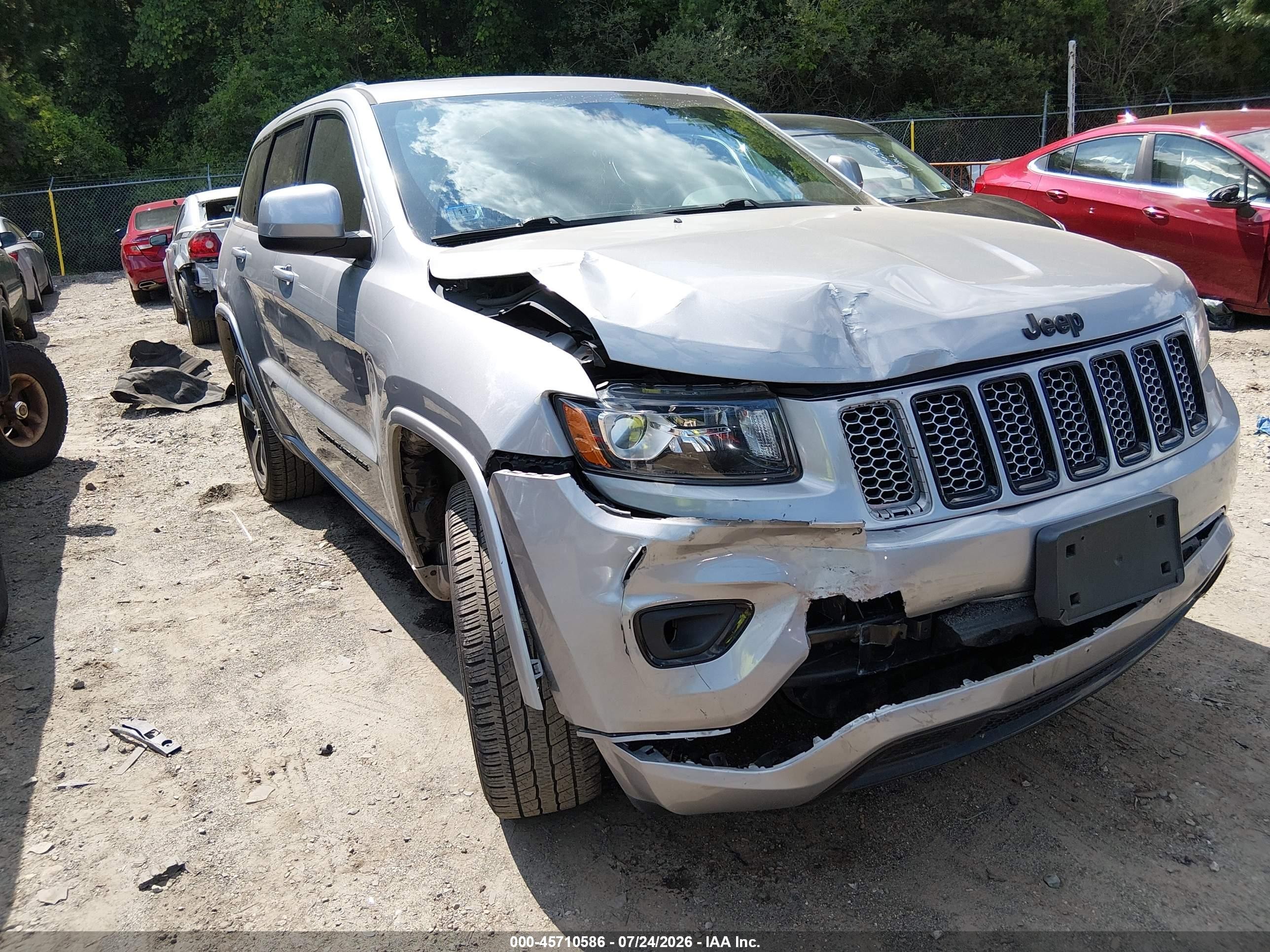 2015 Jeep Grand Cherokee Altitude Silver vin: 1C4RJFAG2FC122014