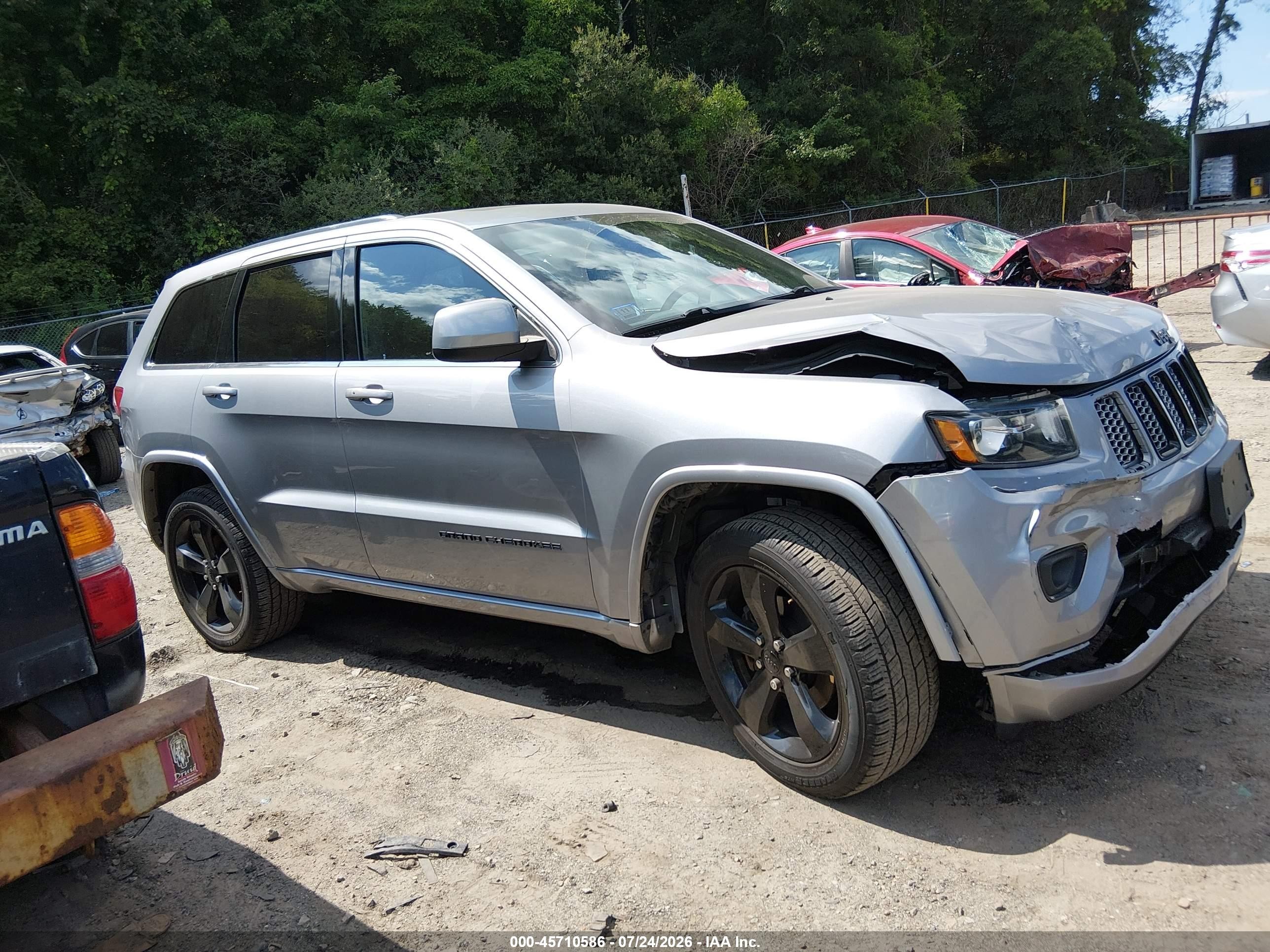 2015 Jeep Grand Cherokee Altitude Silver vin: 1C4RJFAG2FC122014