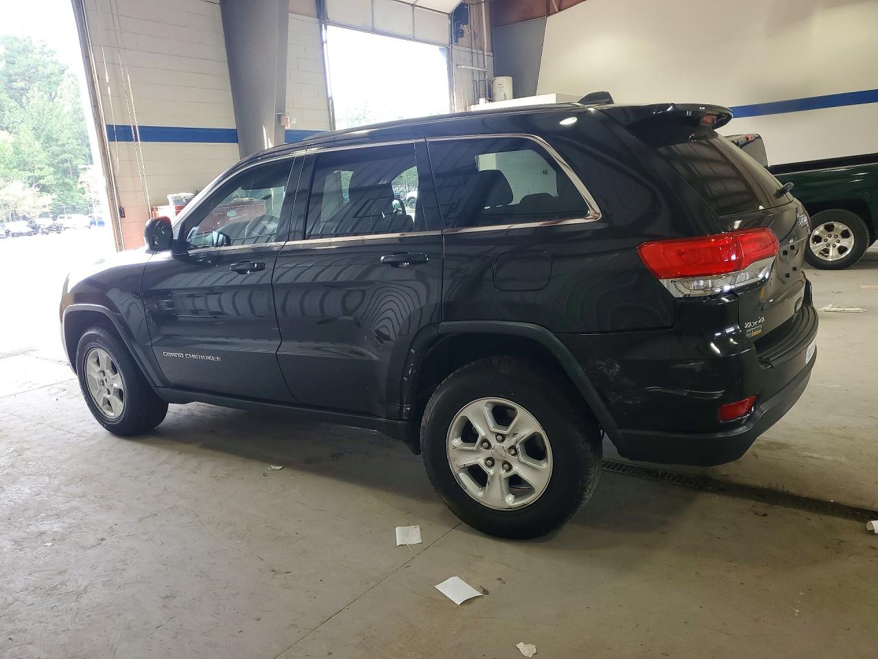 2015 Jeep Grand Cherokee Laredo Black vin: 1C4RJFAG2FC122109