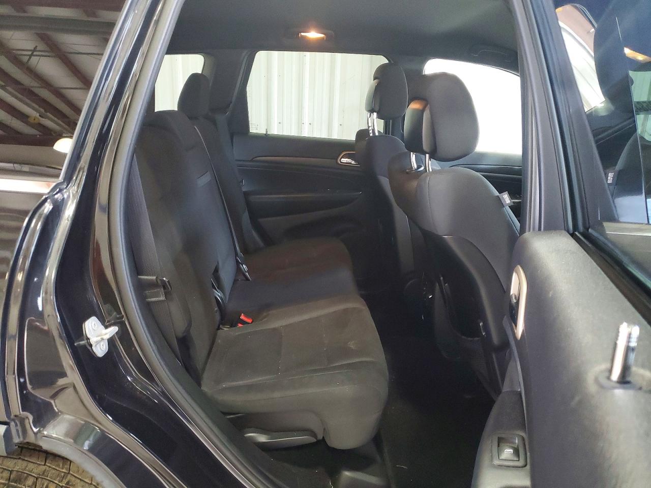 2015 Jeep Grand Cherokee Laredo Black vin: 1C4RJFAG2FC122109