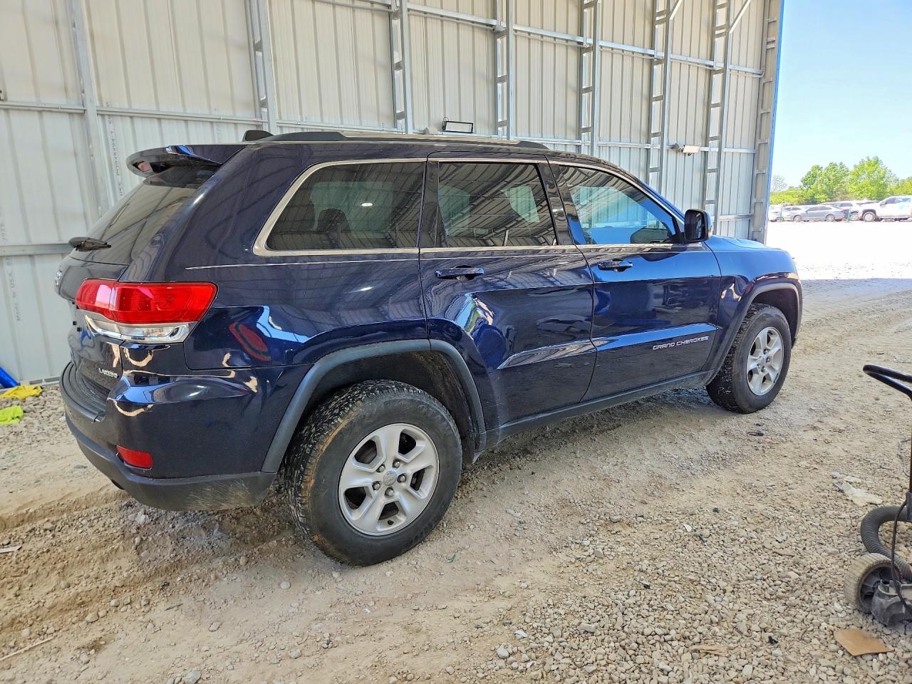 2015 Jeep Grand Cherokee Laredo Blue vin: 1C4RJFAG2FC157670