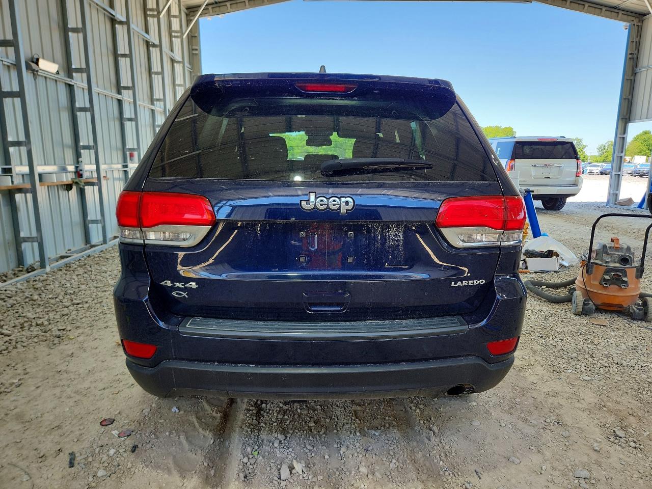 2015 Jeep Grand Cherokee Laredo Blue vin: 1C4RJFAG2FC157670