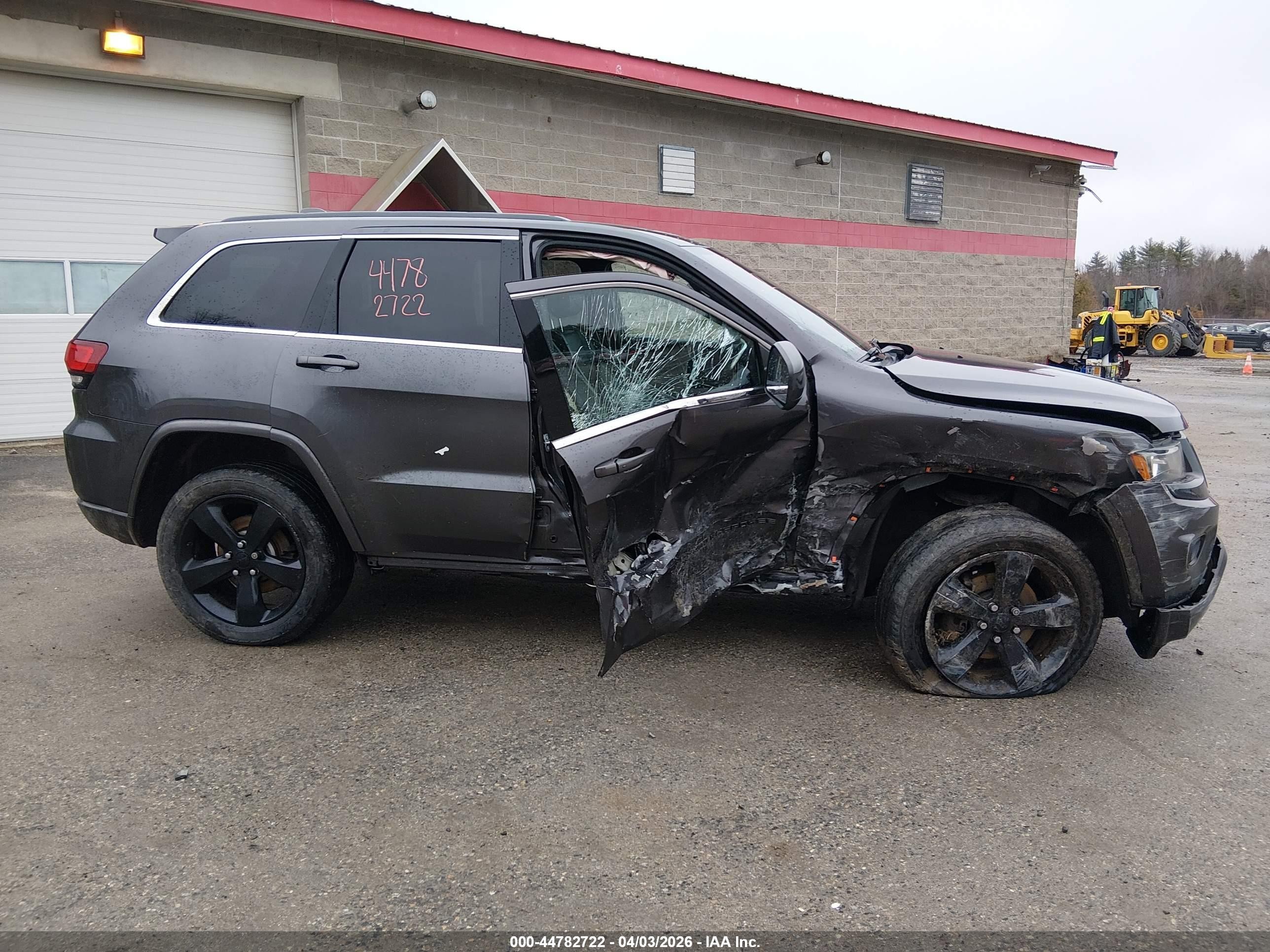 2015 Jeep Grand Cherokee Altitude Gray vin: 1C4RJFAG2FC196033