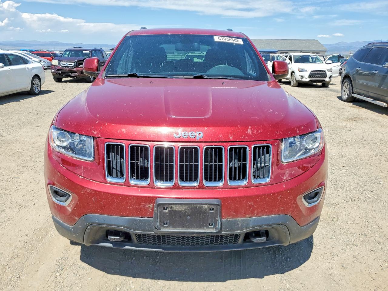 2015 Jeep Grand Cherokee Laredo Красный vin: 1C4RJFAG2FC602408