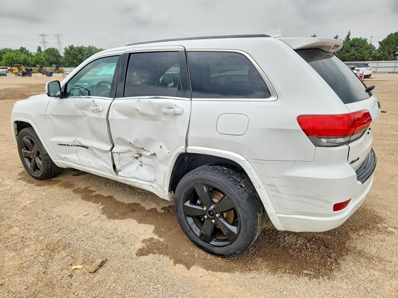 2015 Jeep Grand Cherokee Laredo White vin: 1C4RJFAG2FC637398