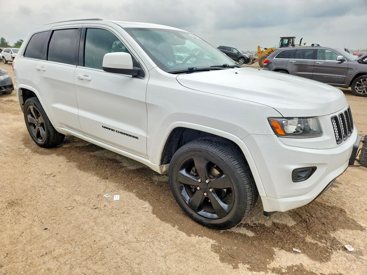 2015 Jeep Grand Cherokee Laredo White vin: 1C4RJFAG2FC637398