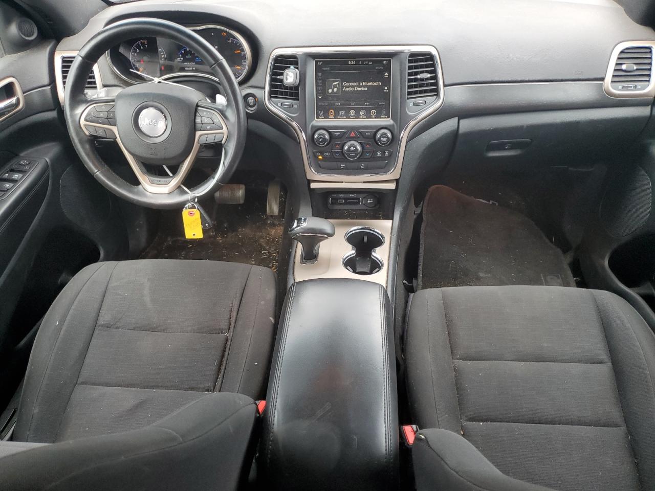 2015 Jeep Grand Cherokee Laredo Серый vin: 1C4RJFAG2FC671826