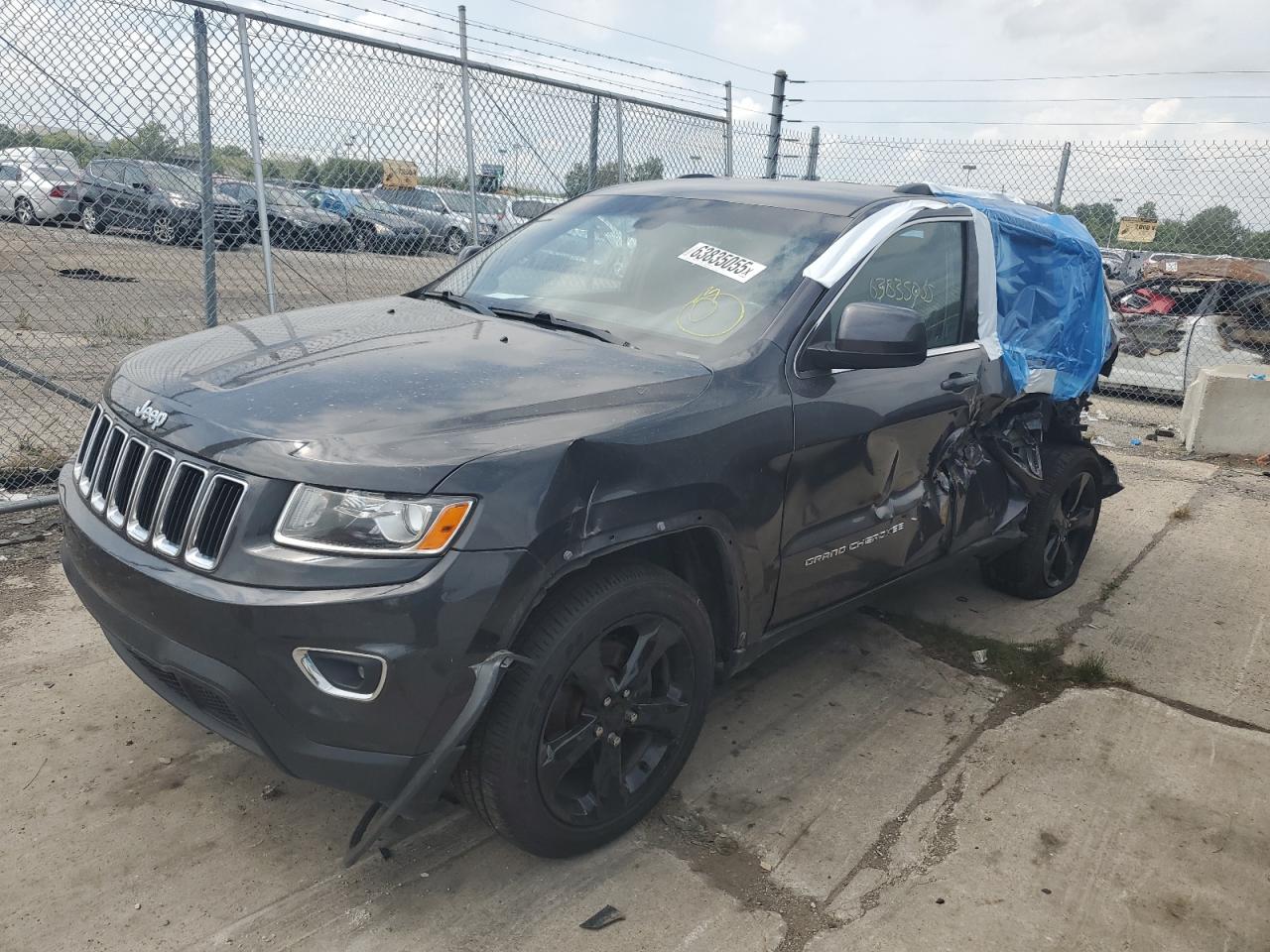 2015 Jeep Grand Cherokee Laredo Серый vin: 1C4RJFAG2FC671826