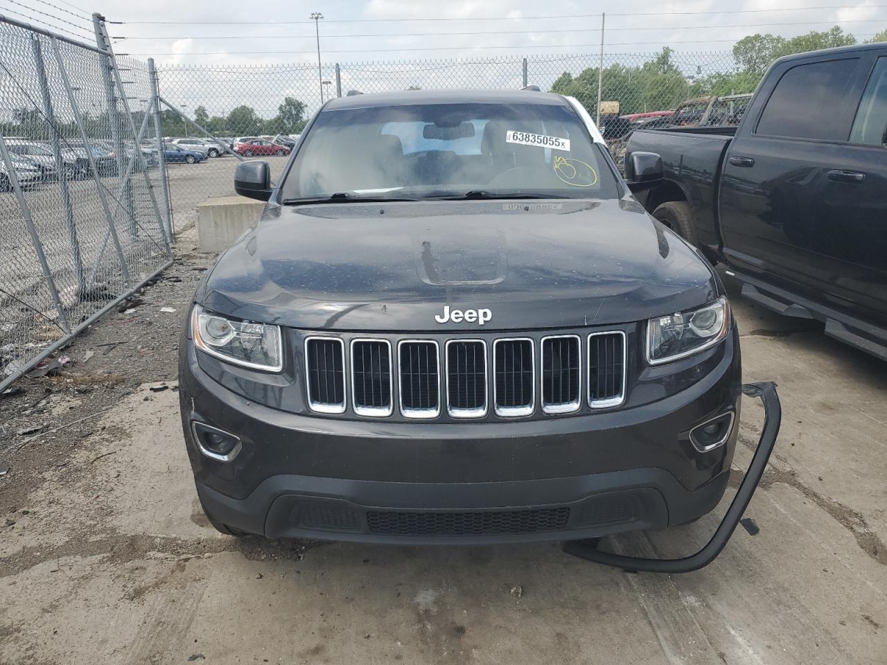 2015 Jeep Grand Cherokee Laredo Серый vin: 1C4RJFAG2FC671826
