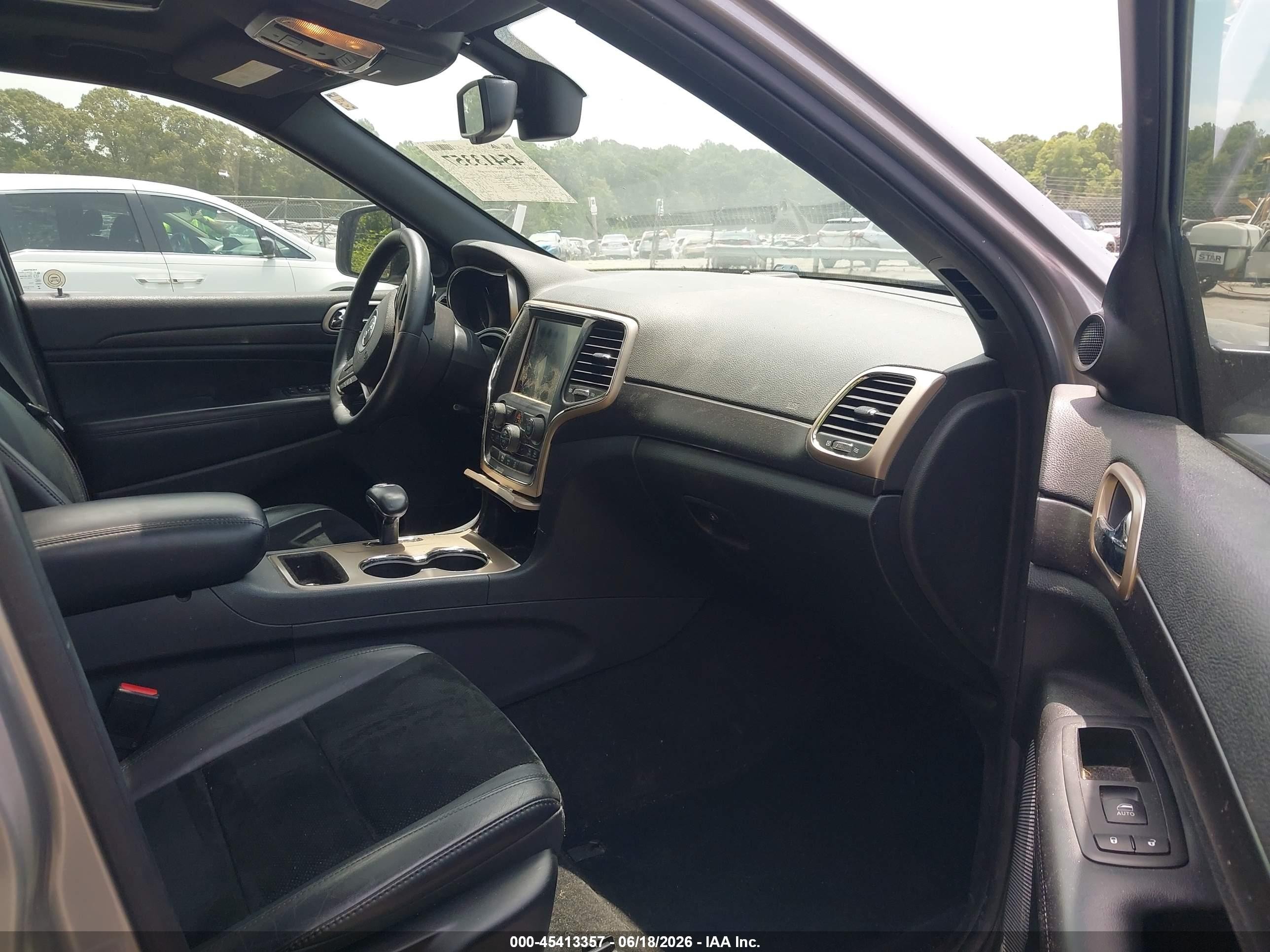2015 Jeep Grand Cherokee Altitude Gray vin: 1C4RJFAG2FC720815