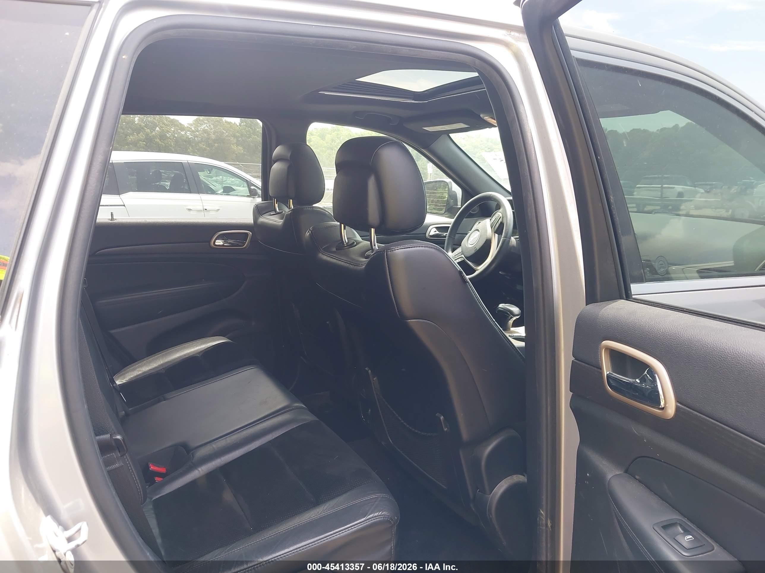 2015 Jeep Grand Cherokee Altitude Gray vin: 1C4RJFAG2FC720815