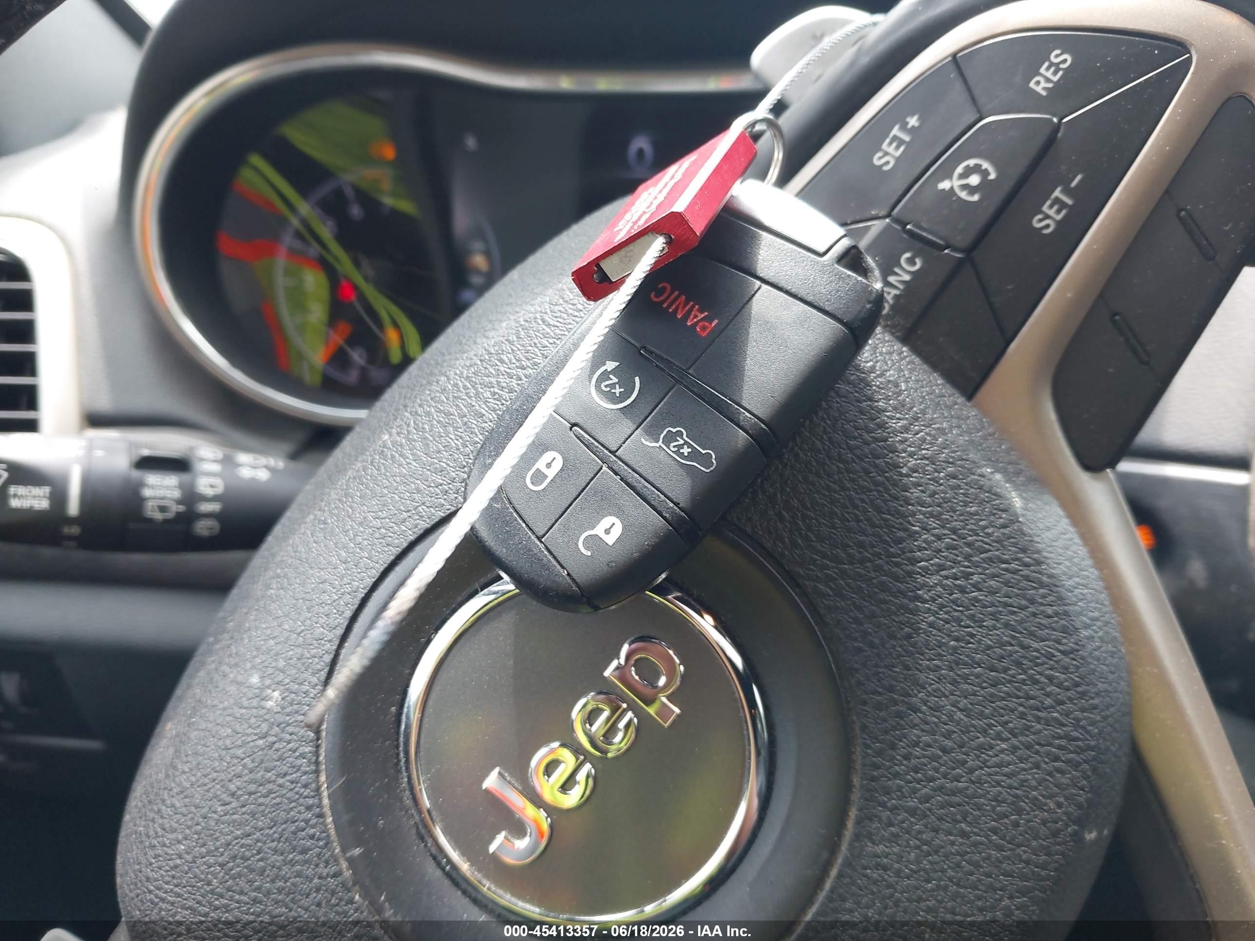 2015 Jeep Grand Cherokee Altitude Gray vin: 1C4RJFAG2FC720815