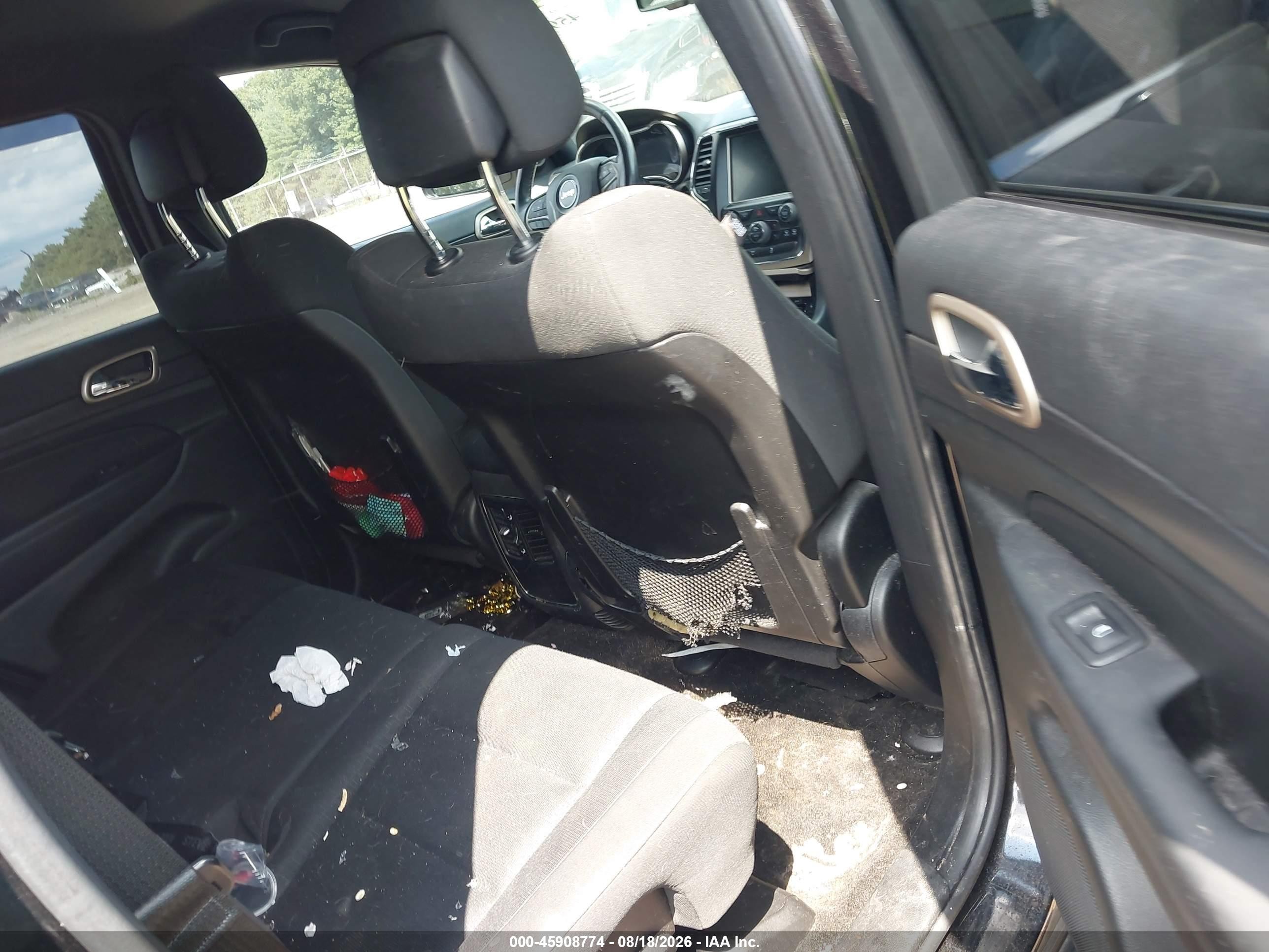 2015 Jeep Grand Cherokee Laredo Black vin: 1C4RJFAG2FC738294