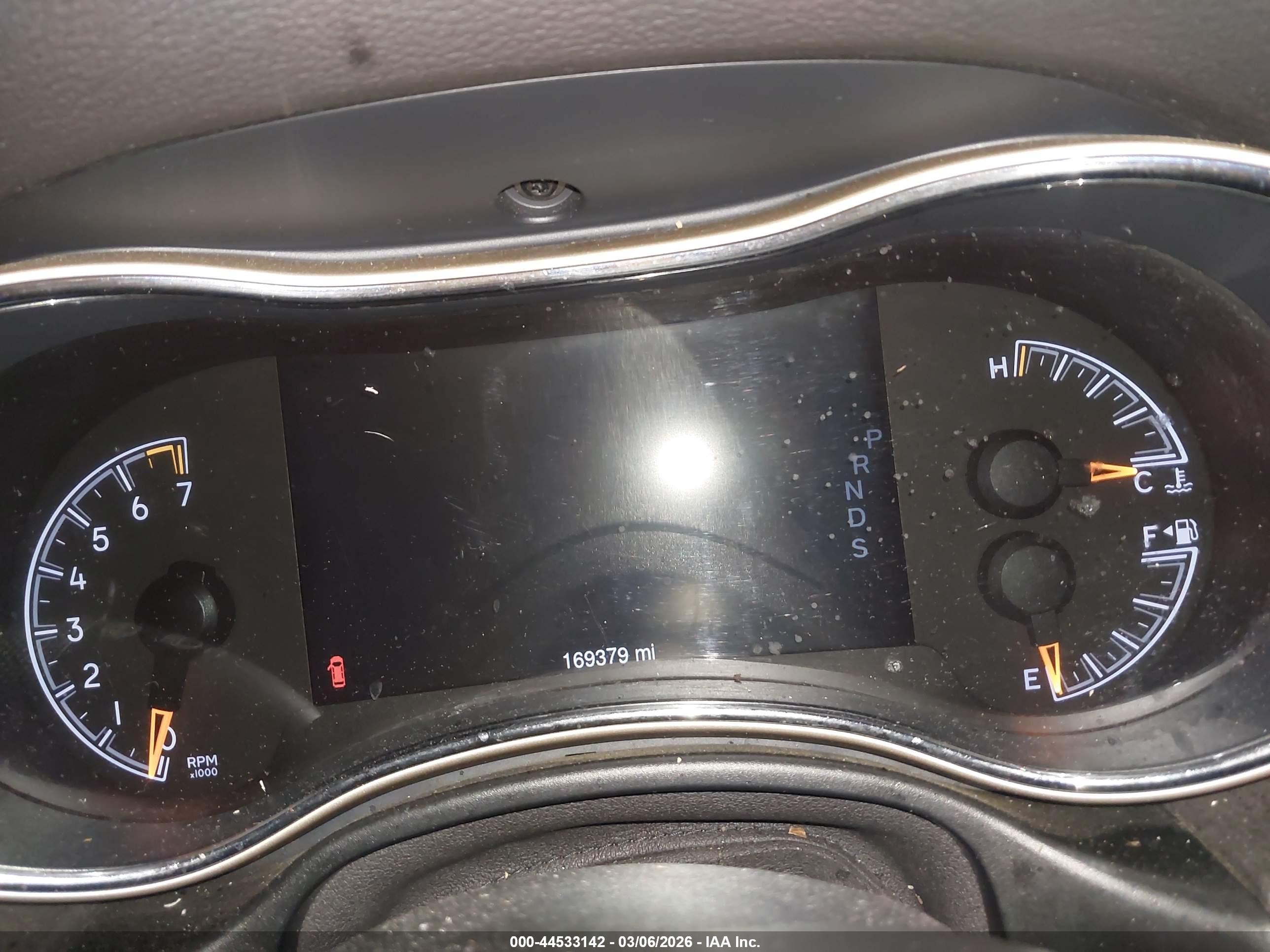 2015 Jeep Grand Cherokee Altitude Белый vin: 1C4RJFAG2FC742264