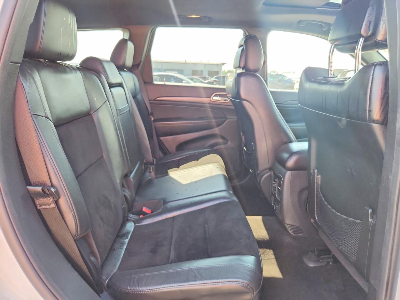 2015 Jeep Grand Cherokee Laredo White vin: 1C4RJFAG2FC748050