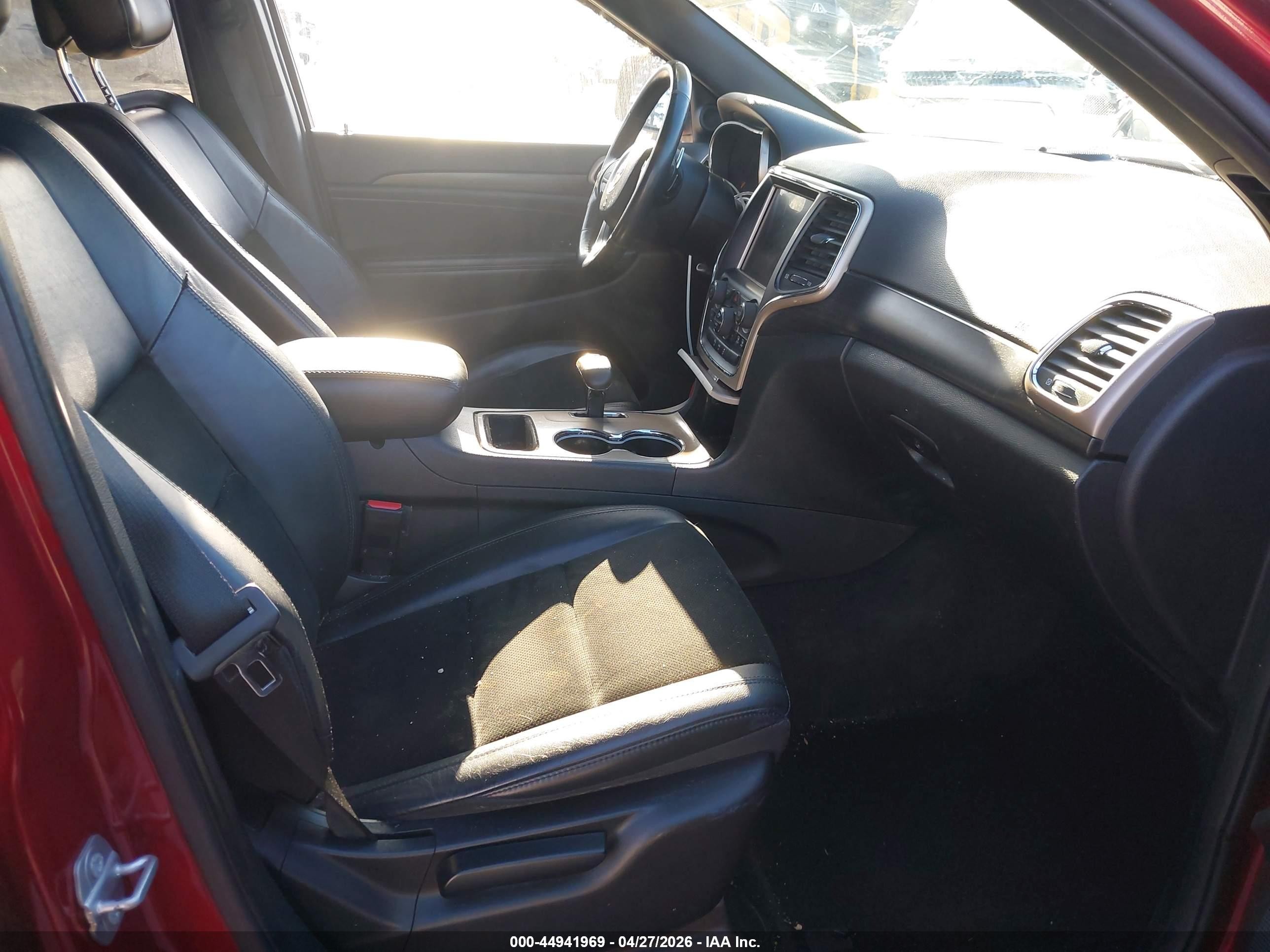 2015 Jeep Grand Cherokee Altitude Red vin: 1C4RJFAG2FC775071