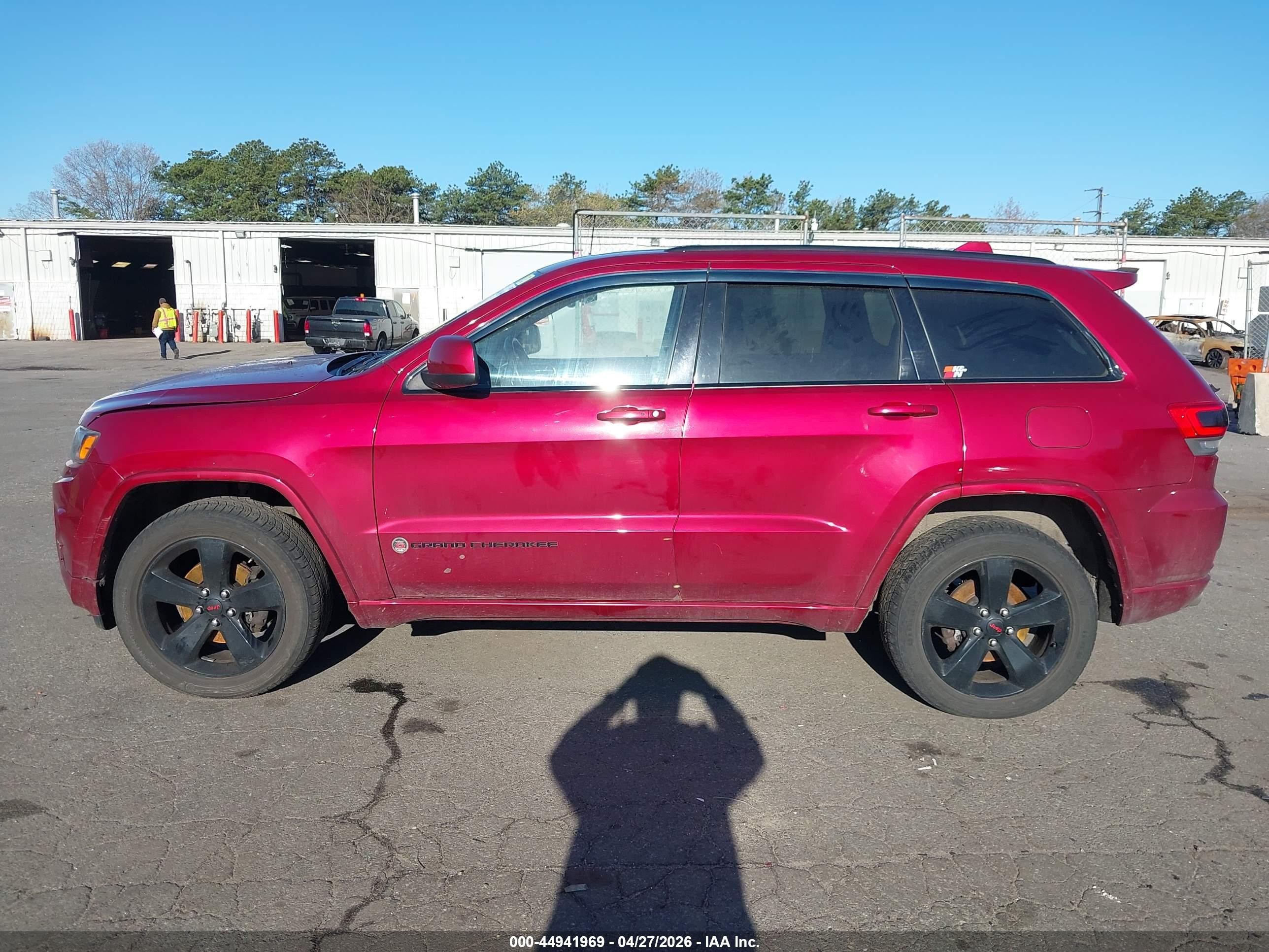 2015 Jeep Grand Cherokee Altitude Red vin: 1C4RJFAG2FC775071
