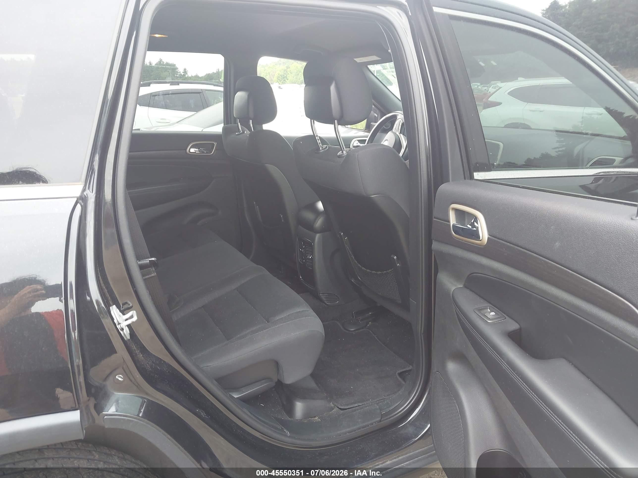 2015 Jeep Grand Cherokee Laredo Black vin: 1C4RJFAG2FC838623