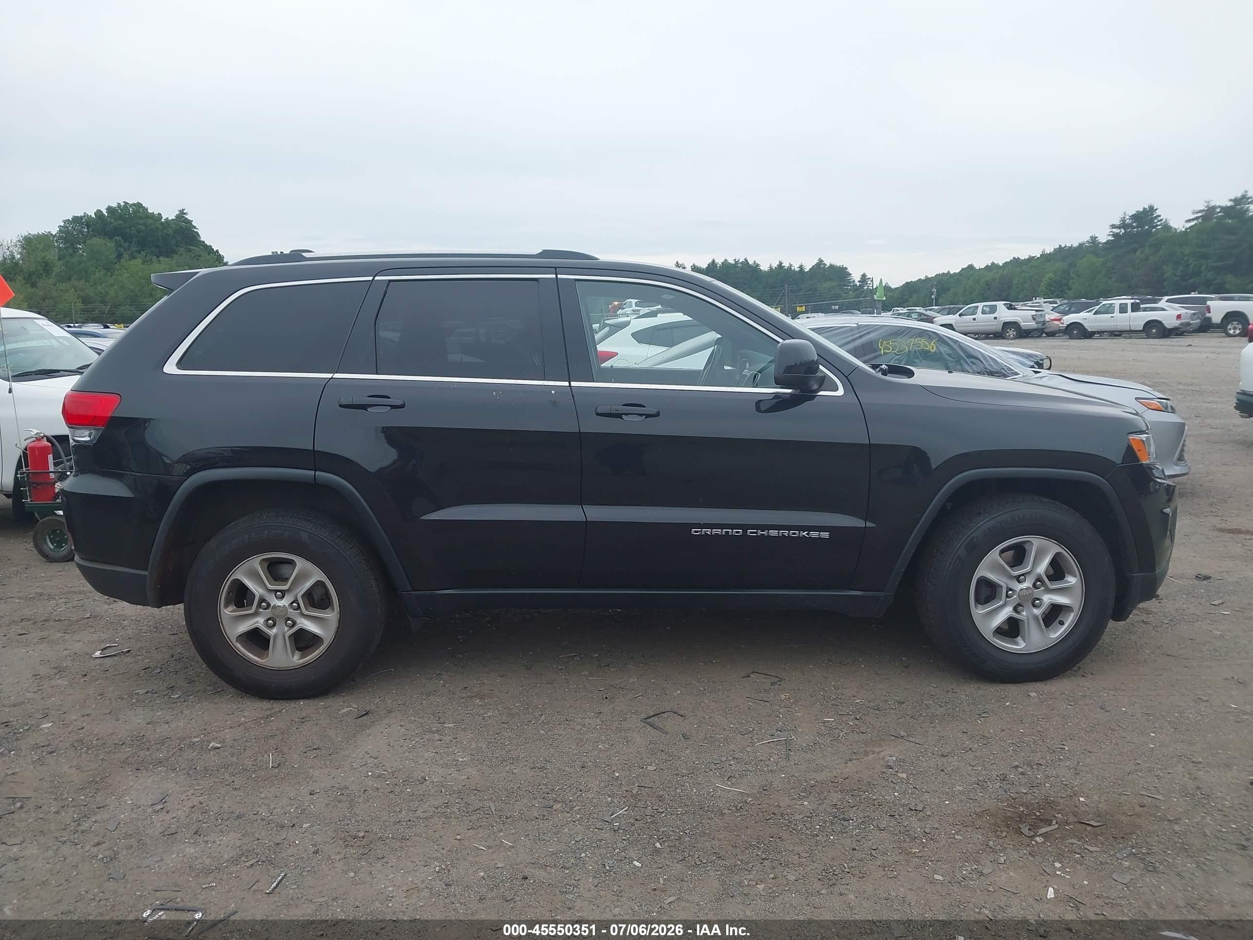 2015 Jeep Grand Cherokee Laredo Black vin: 1C4RJFAG2FC838623