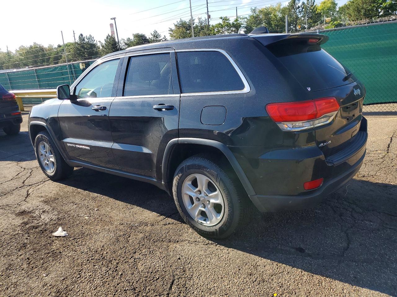 2015 Jeep Grand Cherokee Laredo Black vin: 1C4RJFAG2FC844664