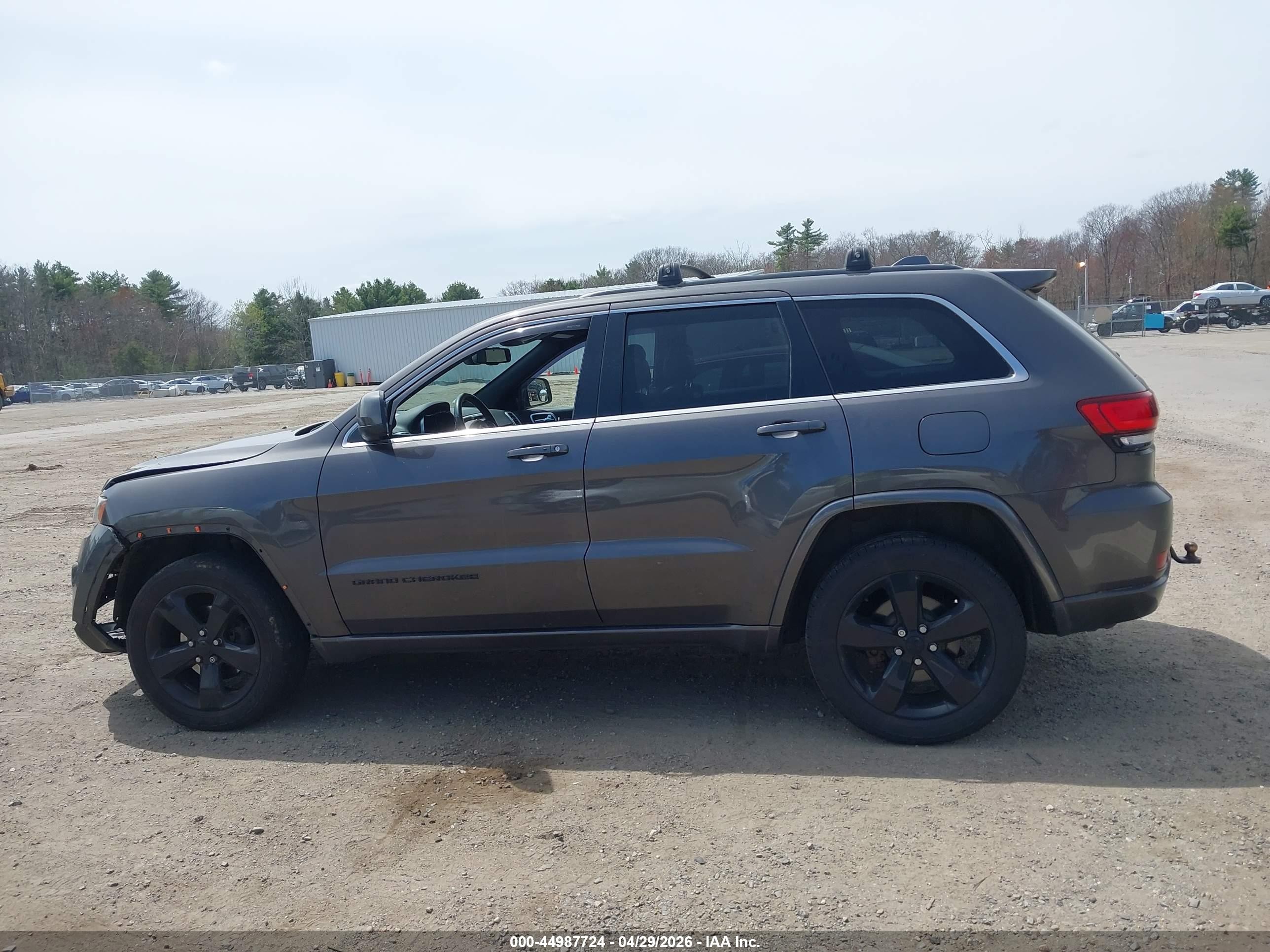 2015 Jeep Grand Cherokee Altitude Gray vin: 1C4RJFAG2FC858855