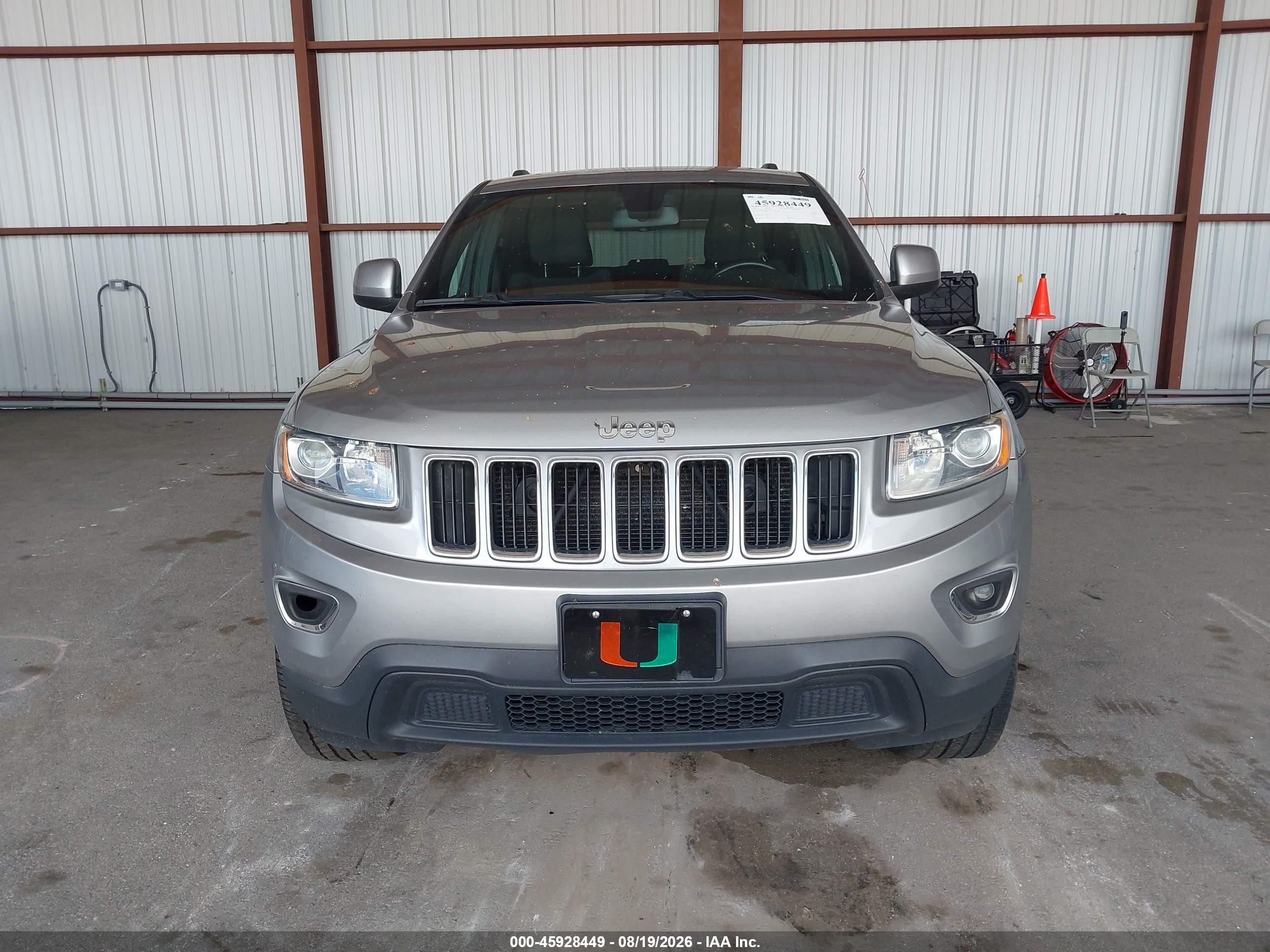 2015 Jeep Grand Cherokee Laredo Gray vin: 1C4RJFAG2FC892925