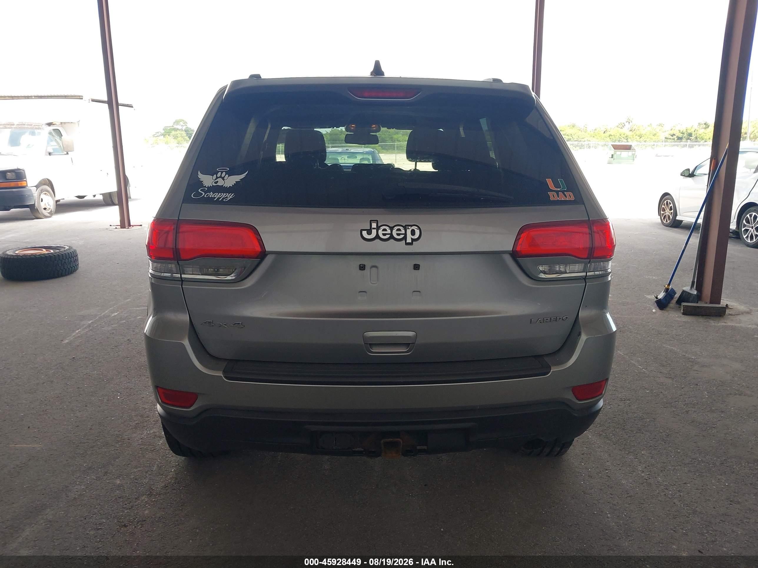 2015 Jeep Grand Cherokee Laredo Gray vin: 1C4RJFAG2FC892925