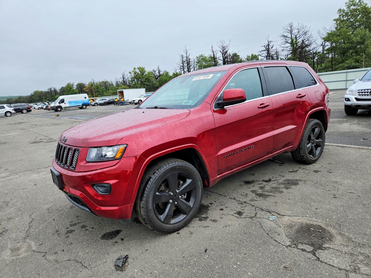 2015 Jeep Grand Cherokee Laredo Red vin: 1C4RJFAG2FC919072