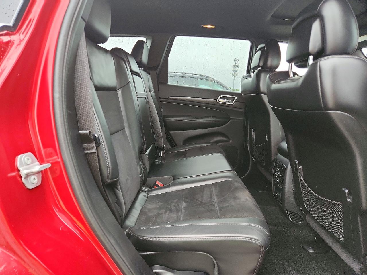 2015 Jeep Grand Cherokee Laredo Красный vin: 1C4RJFAG2FC919072