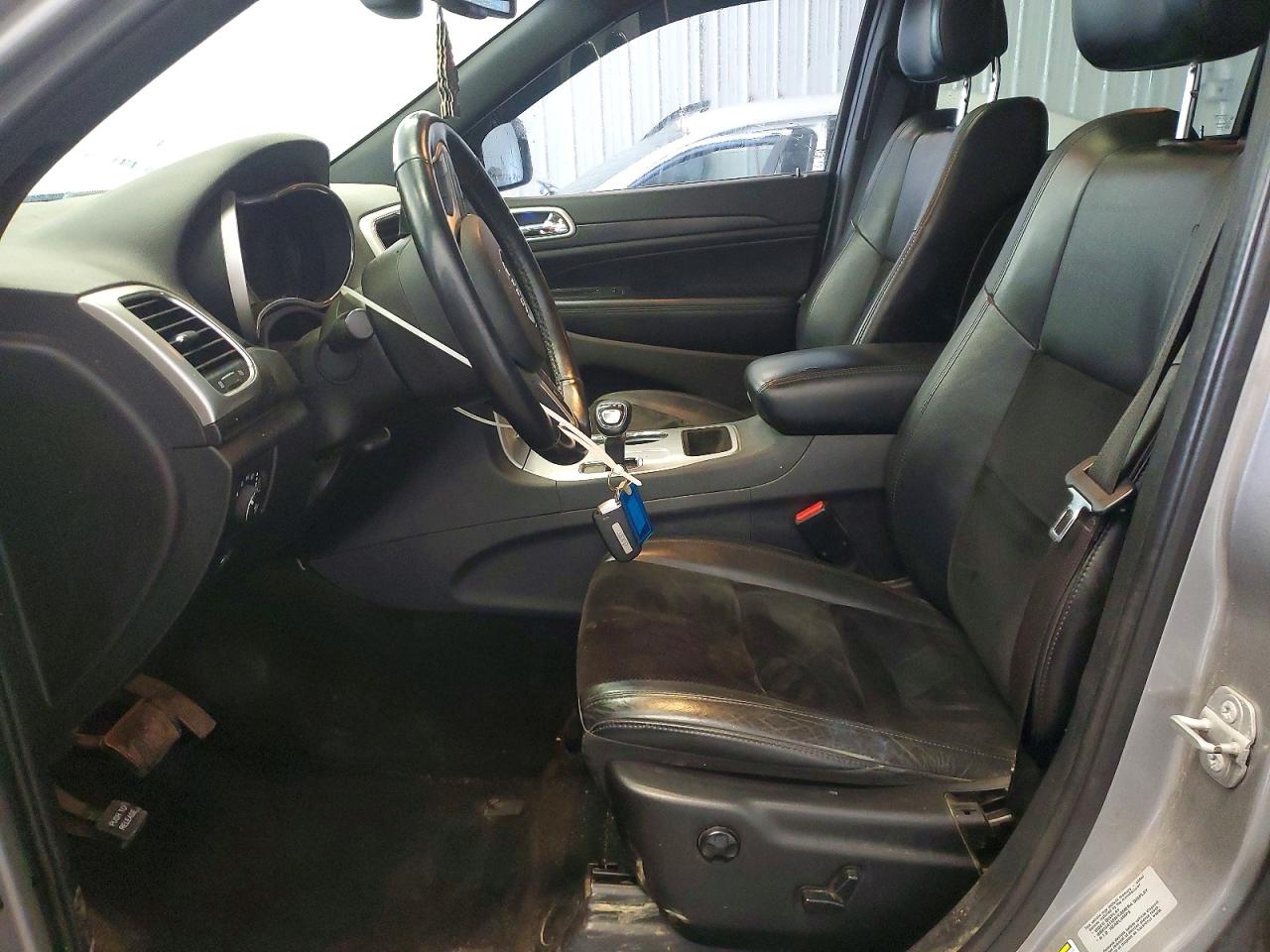 2015 Jeep Grand Cherokee Laredo Gray vin: 1C4RJFAG2FC924868