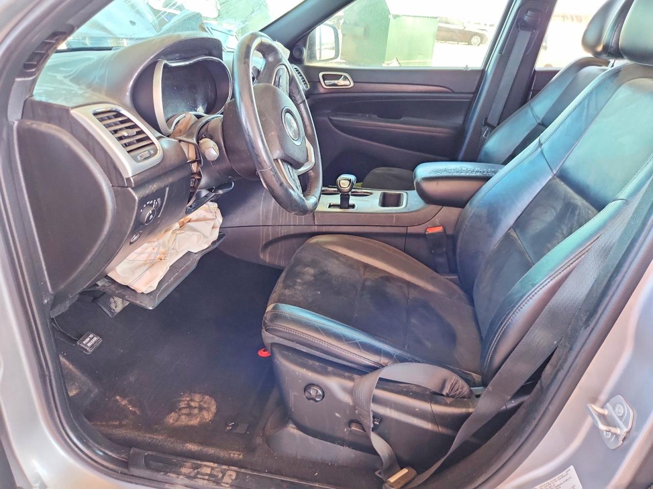 2015 Jeep Grand Cherokee Laredo Silver vin: 1C4RJFAG2FC941945